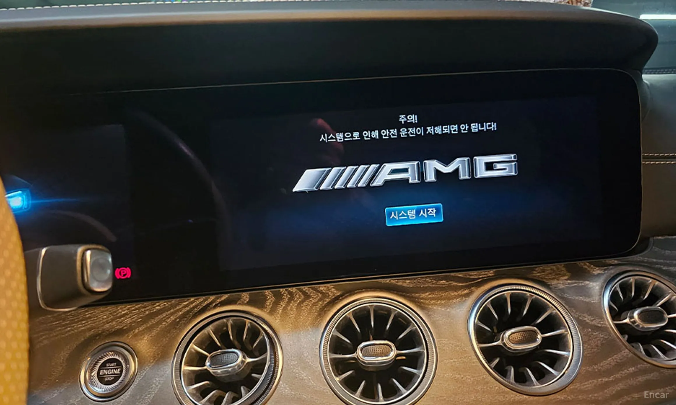 Mercedes Benz AMG GT превью 7