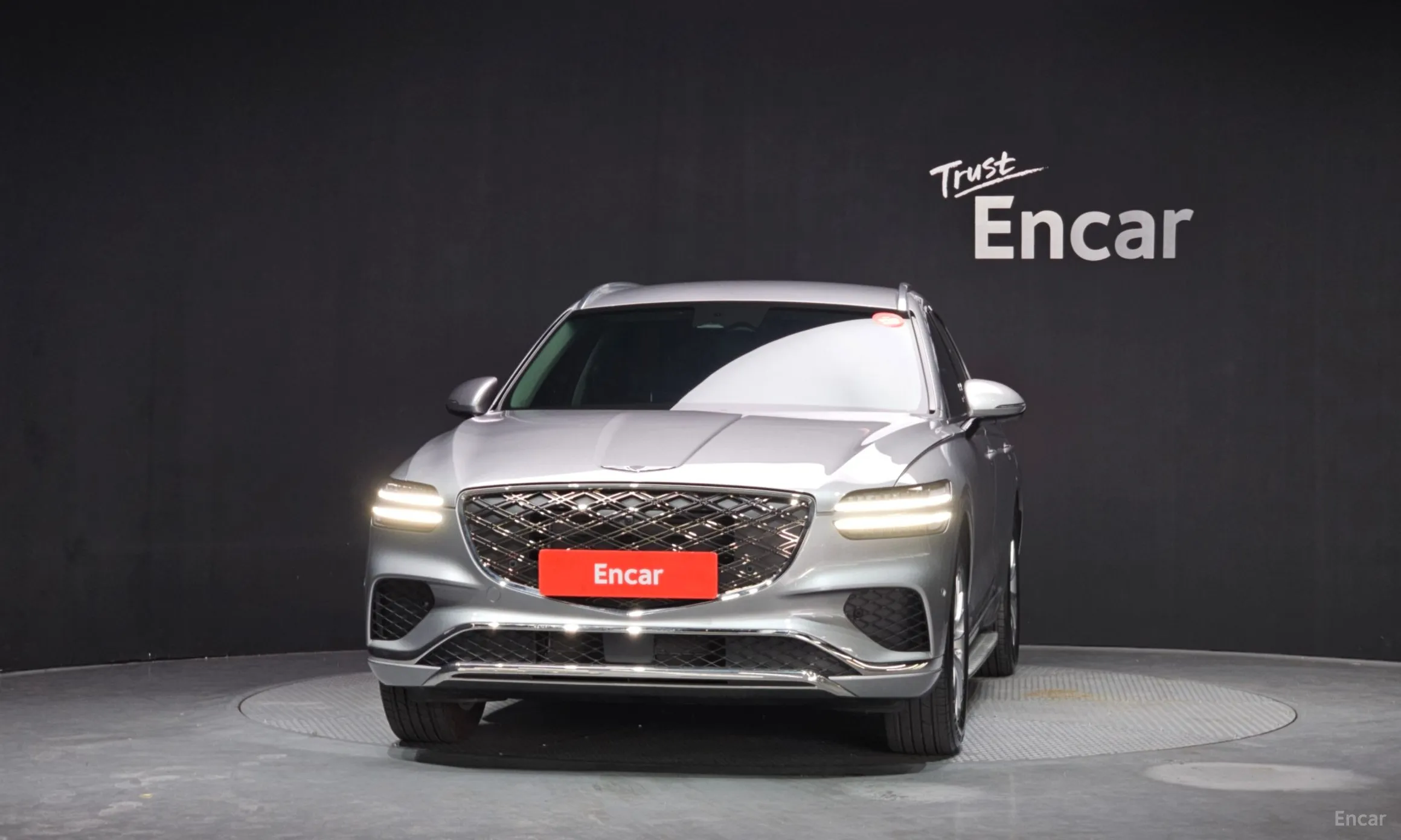 Genesis GV70 превью 3