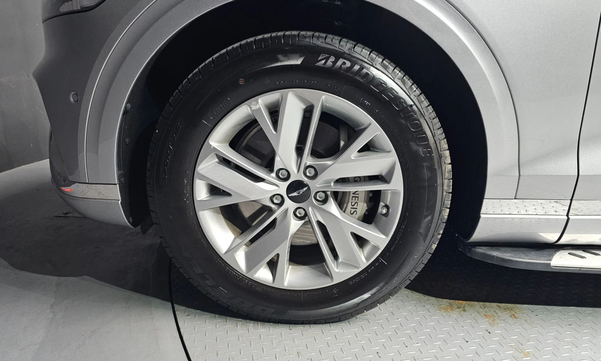Genesis GV70 превью 5