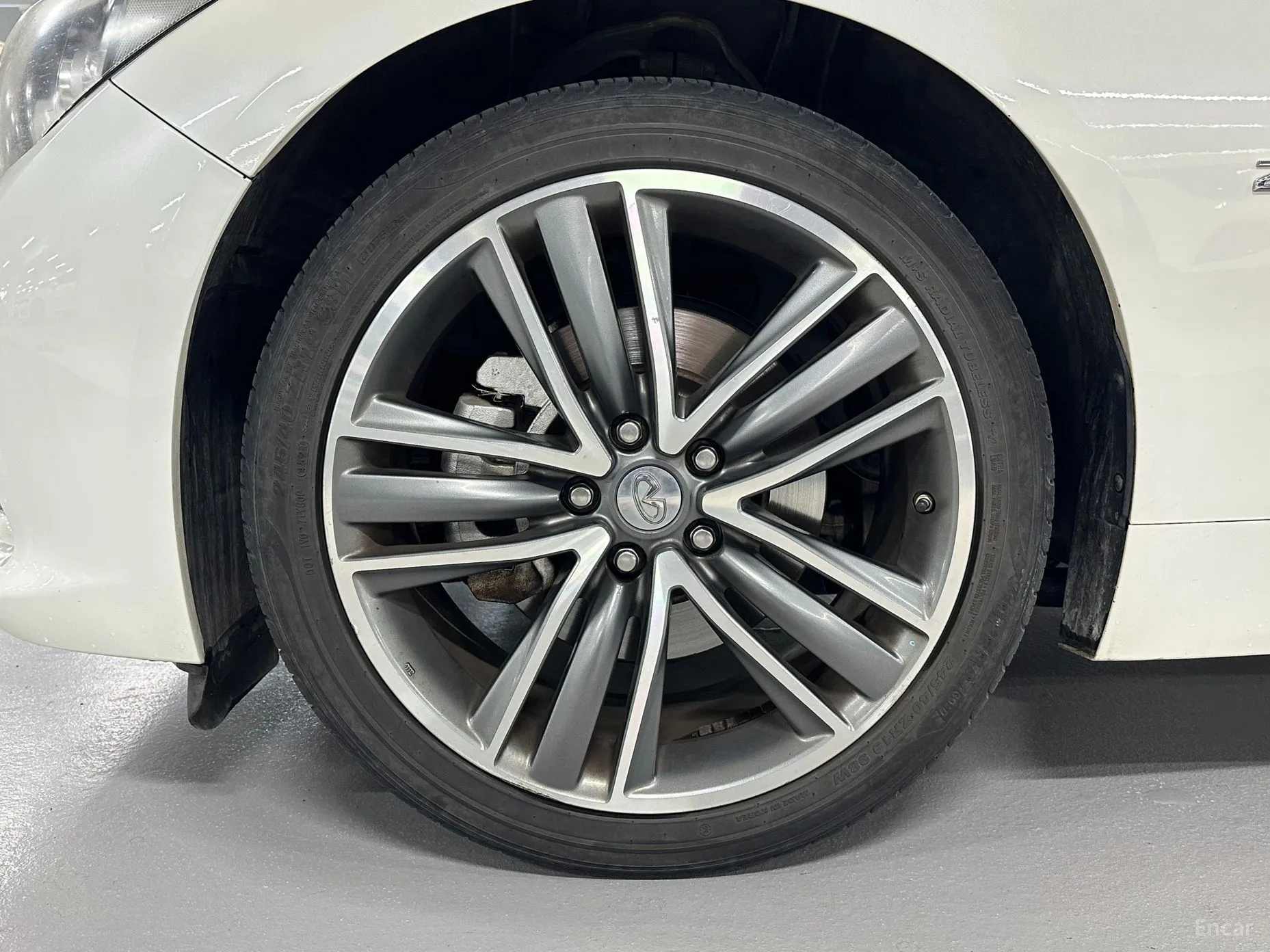 Infiniti Q50 превью 20
