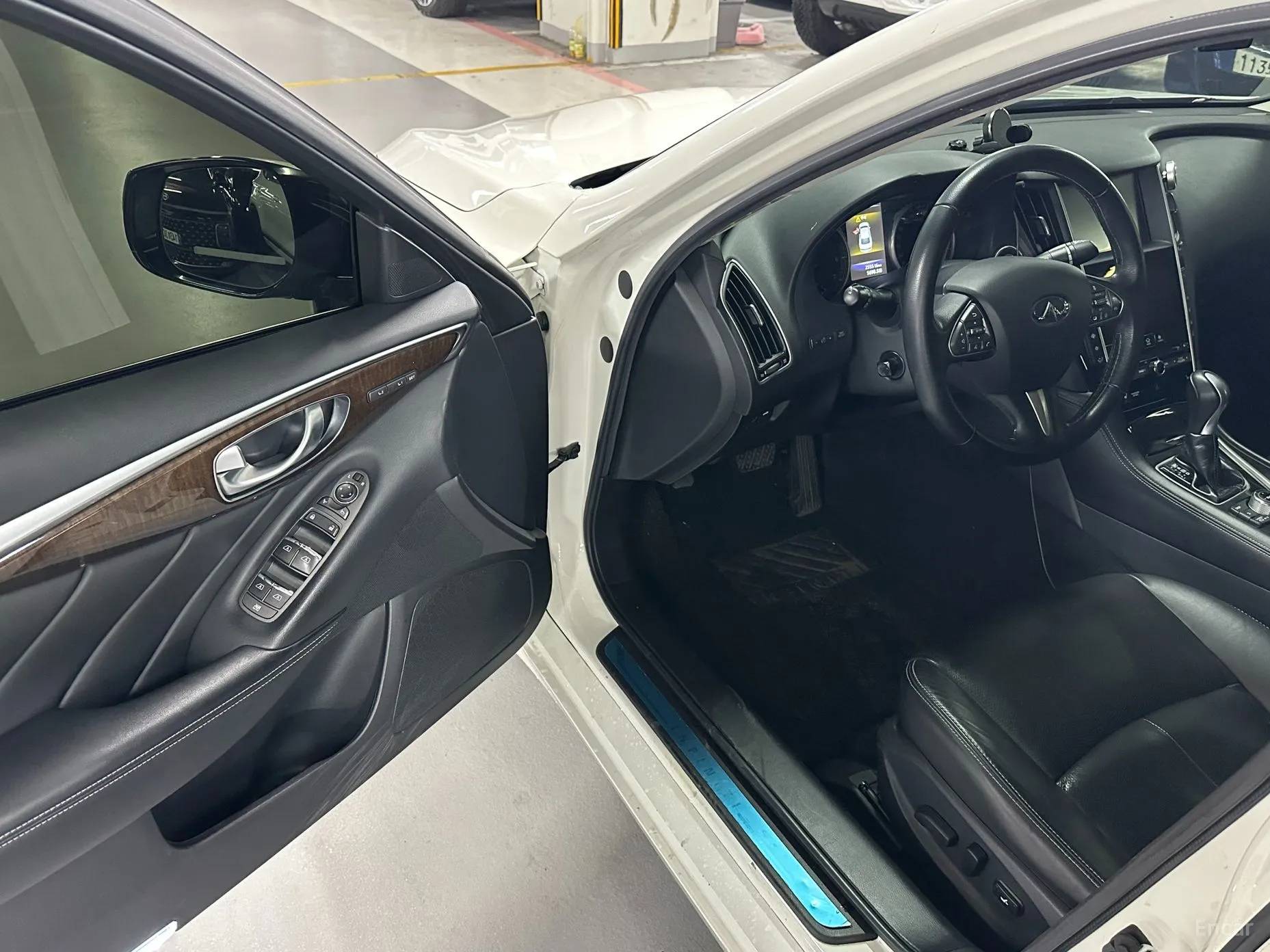 Infiniti Q50 превью 7
