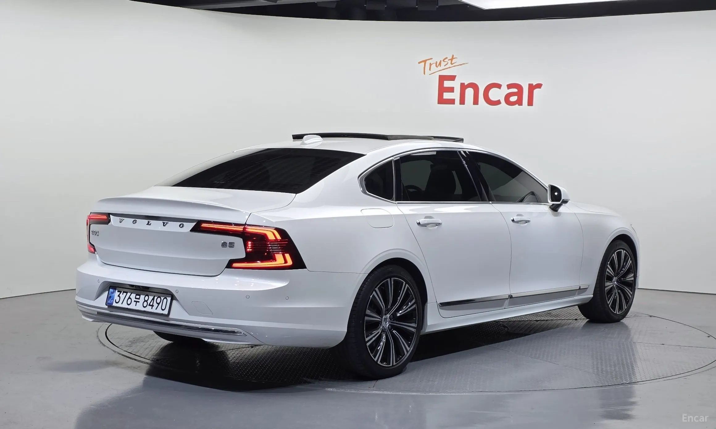 Volvo S90
