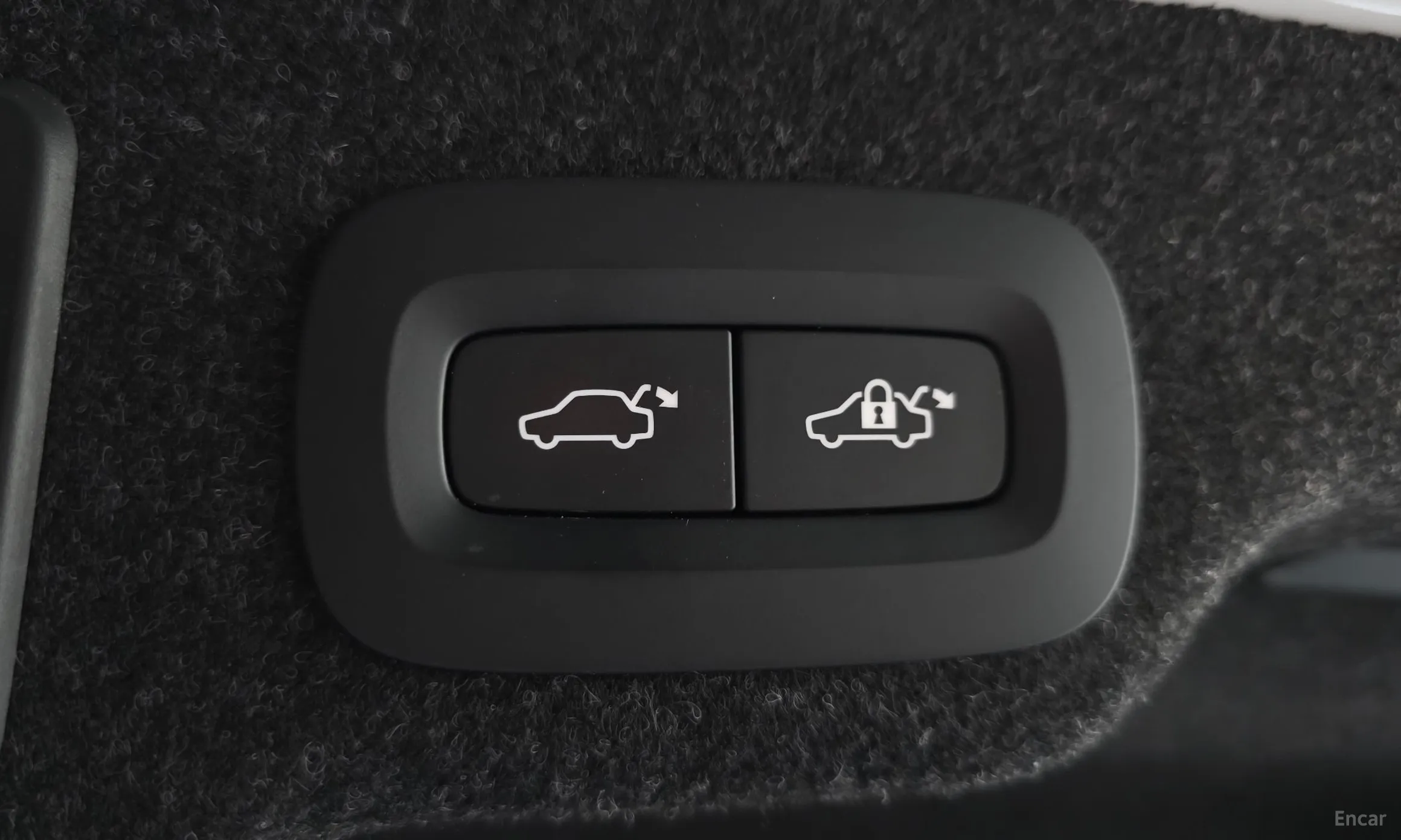 Volvo S90 превью 18