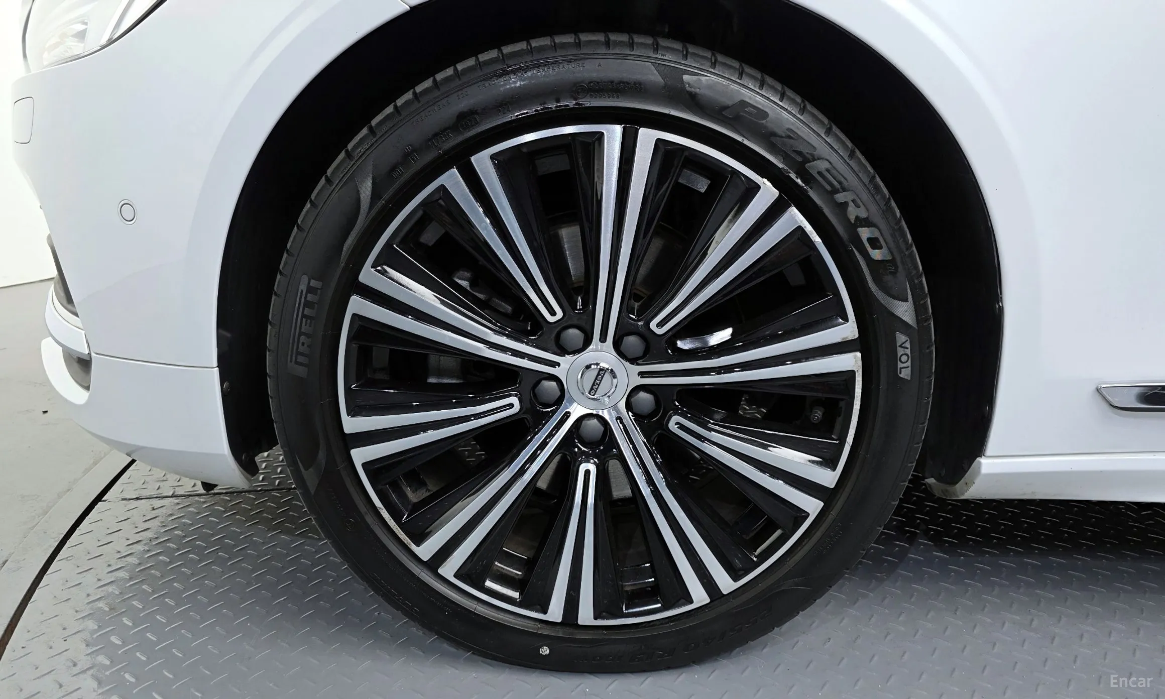Volvo S90 превью 5