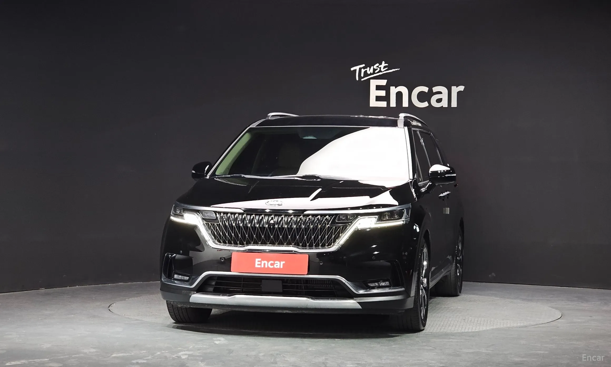 Kia Carnival Gen 4 превью 3