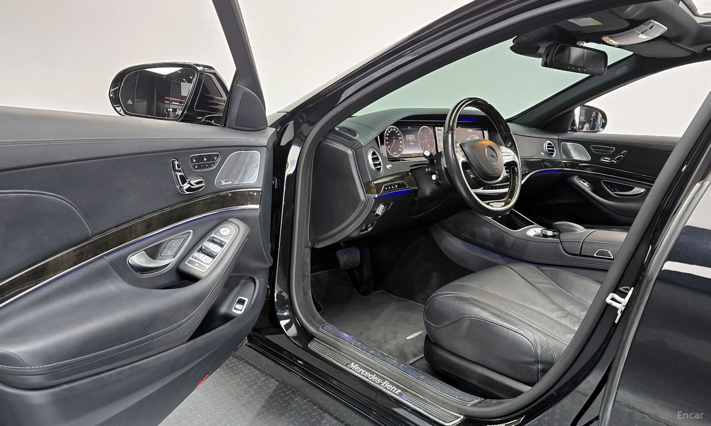 Mercedes Benz S-Class W222 превью 11