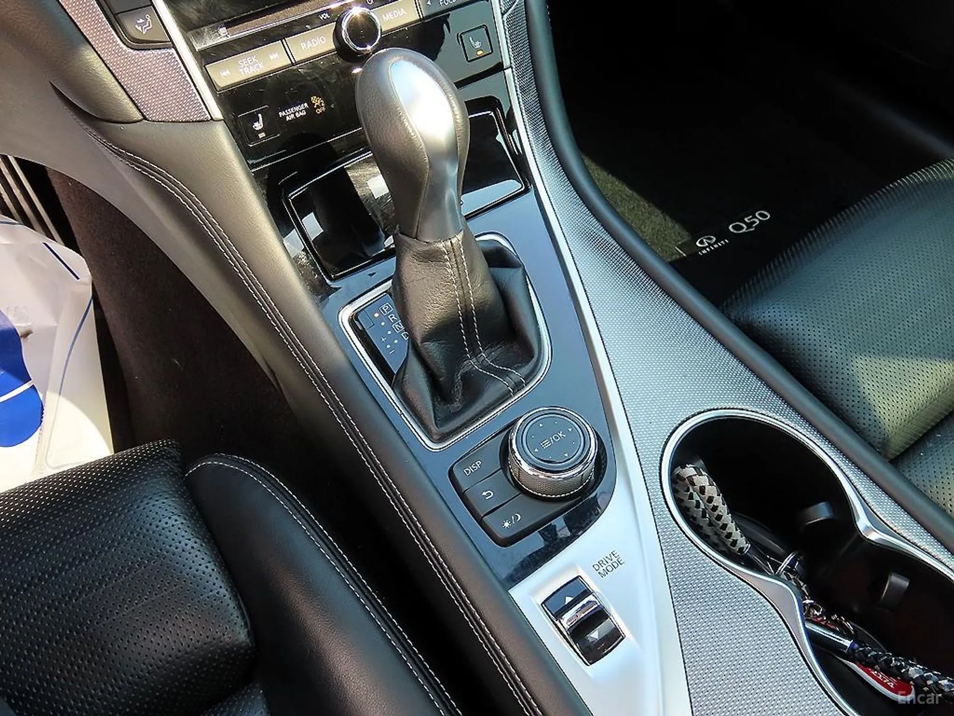 Infiniti Q50 превью 10