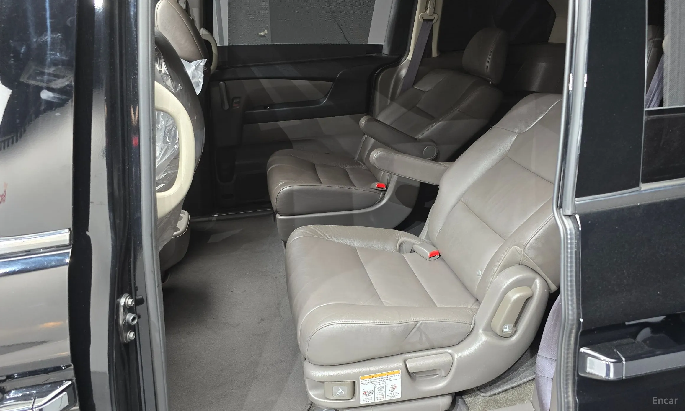 Honda Odyssey превью 12