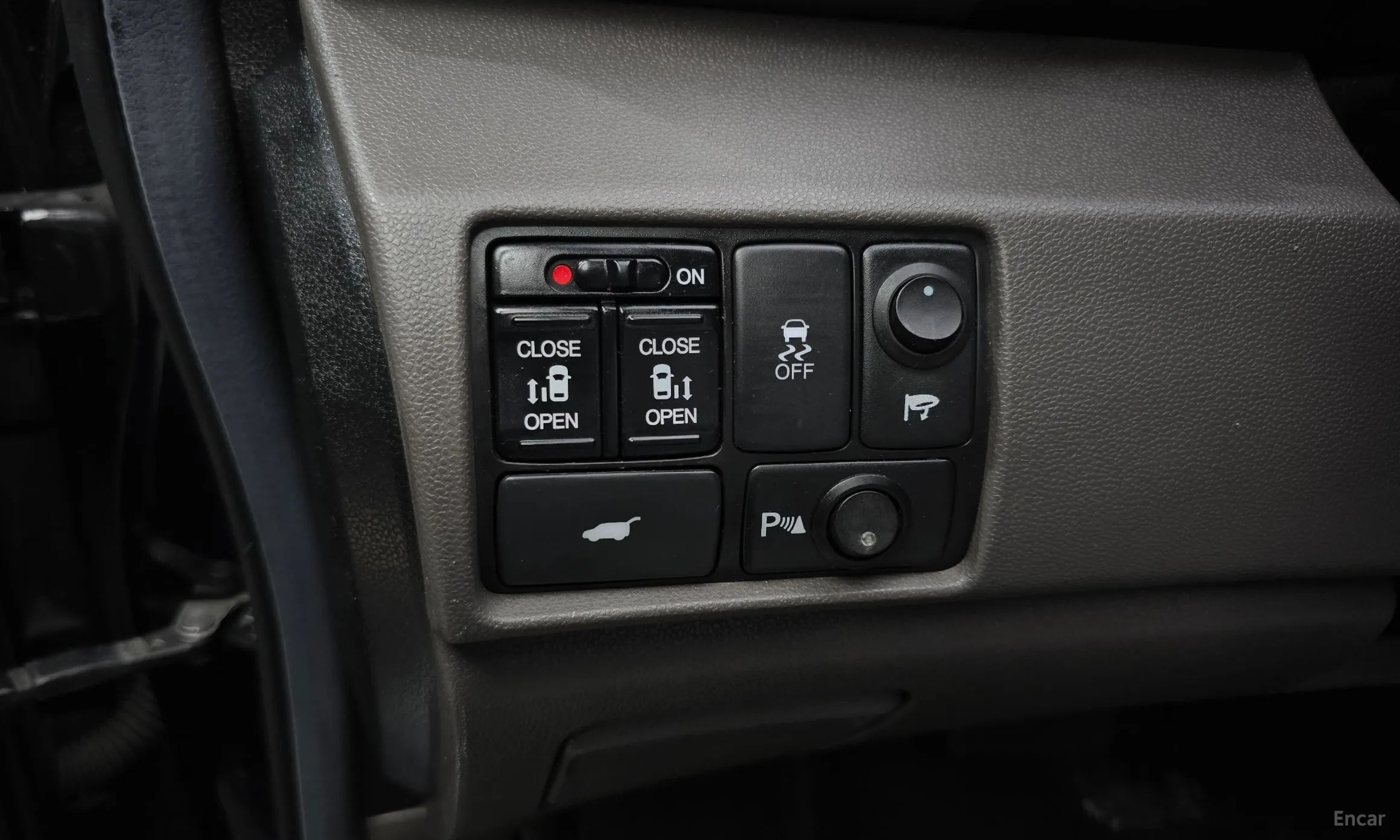 Honda Odyssey превью 16