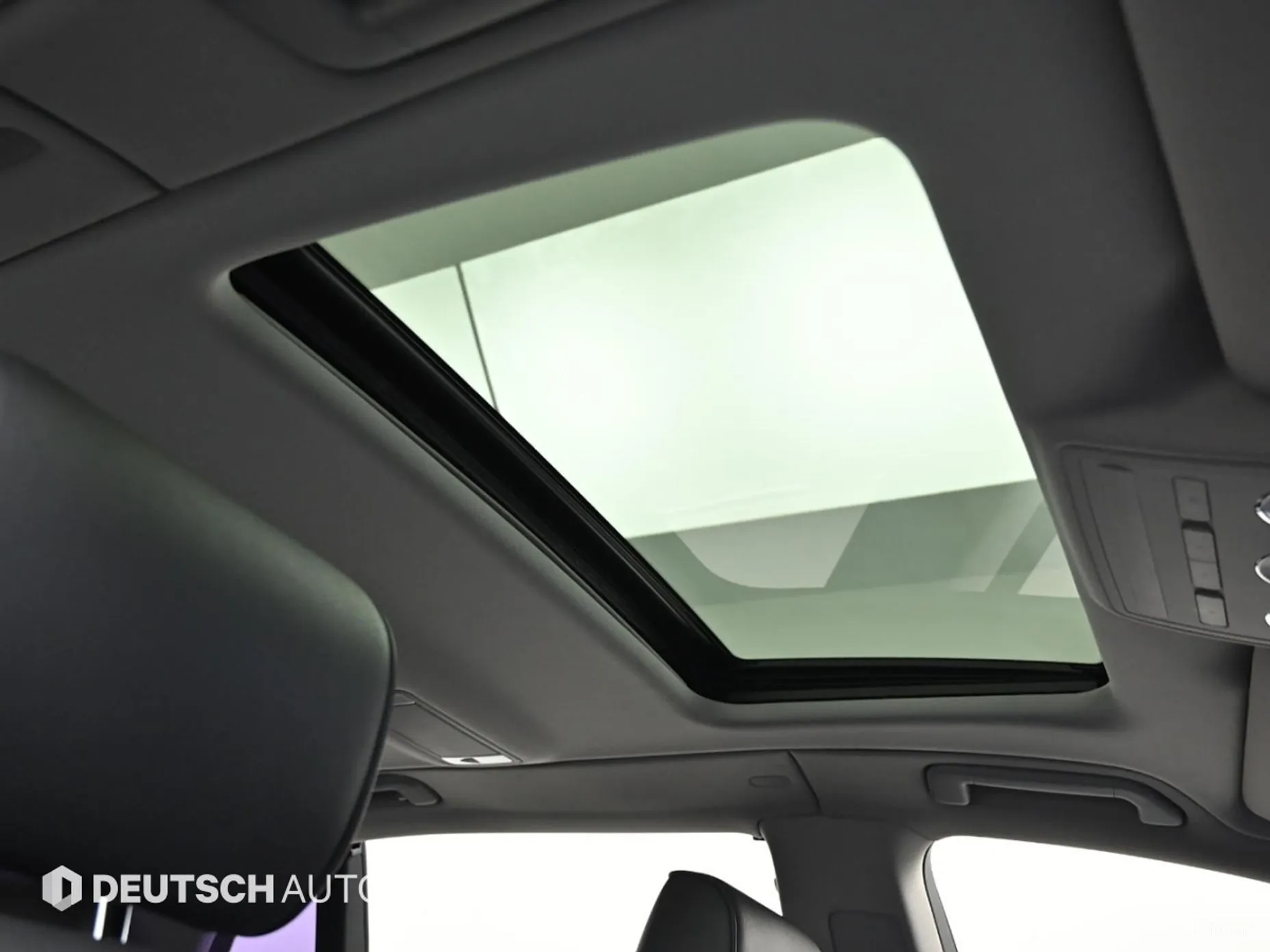 Volkswagen Phyton превью 18