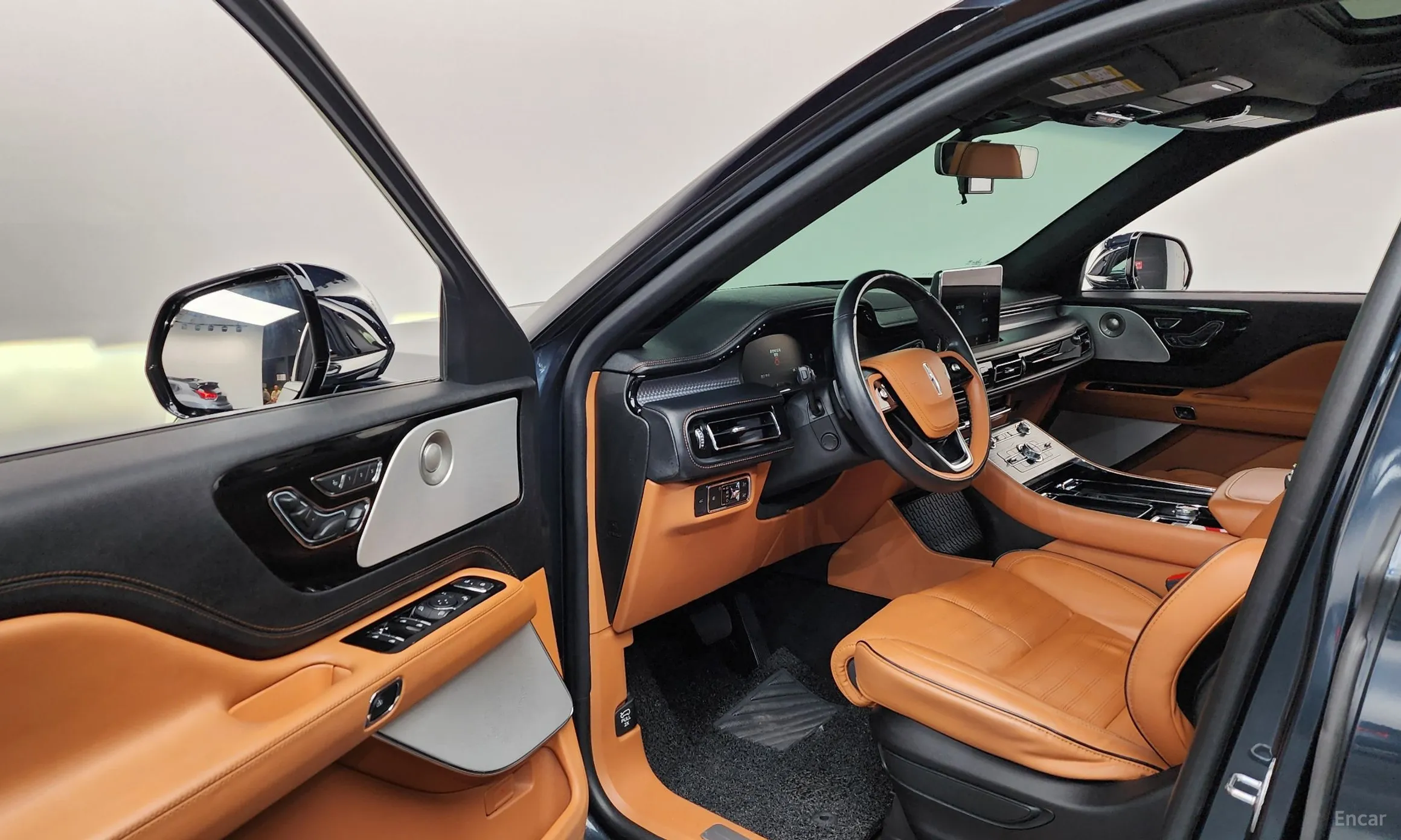 Lincoln Aviator 2nd Generation превью 10
