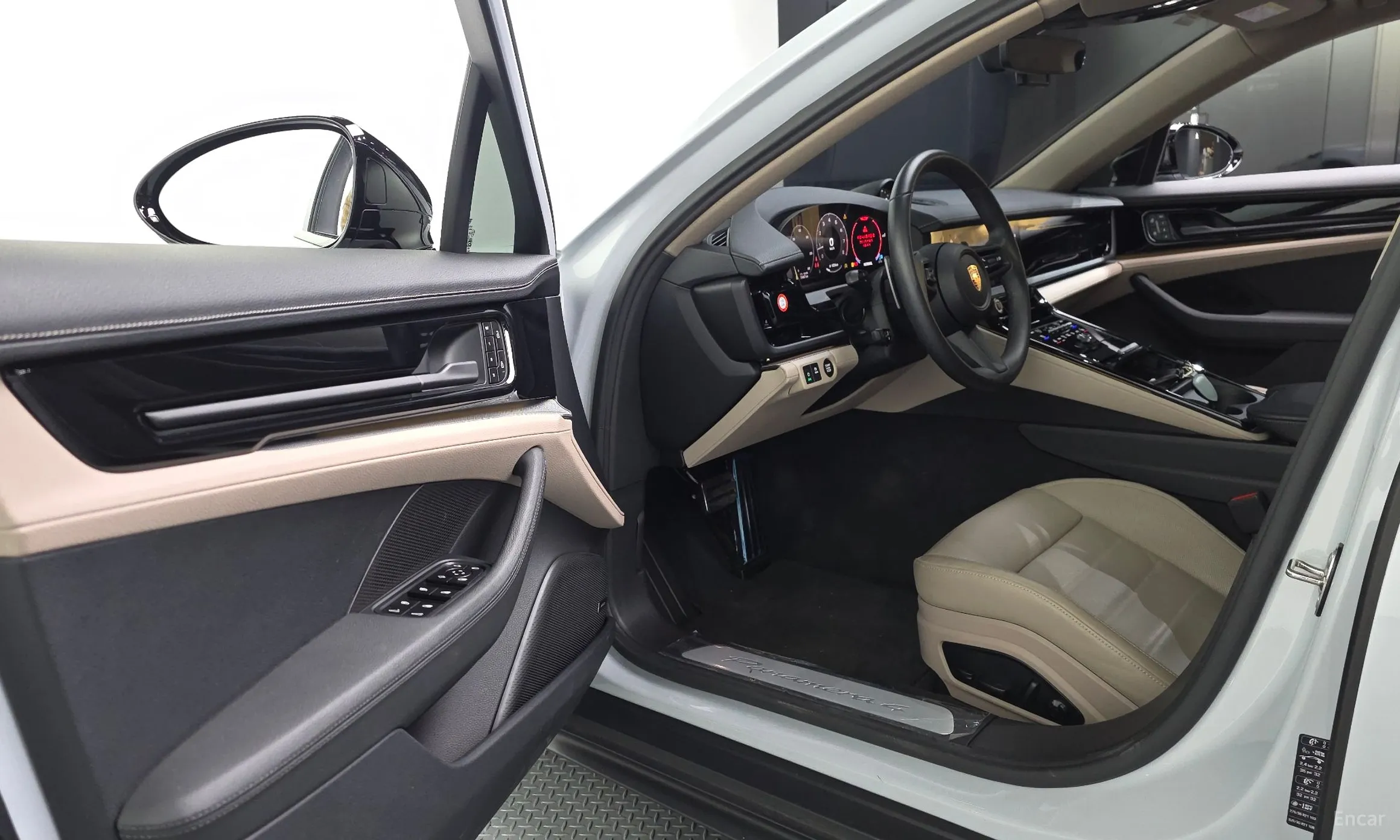 Porsche Panamera (976) превью 10