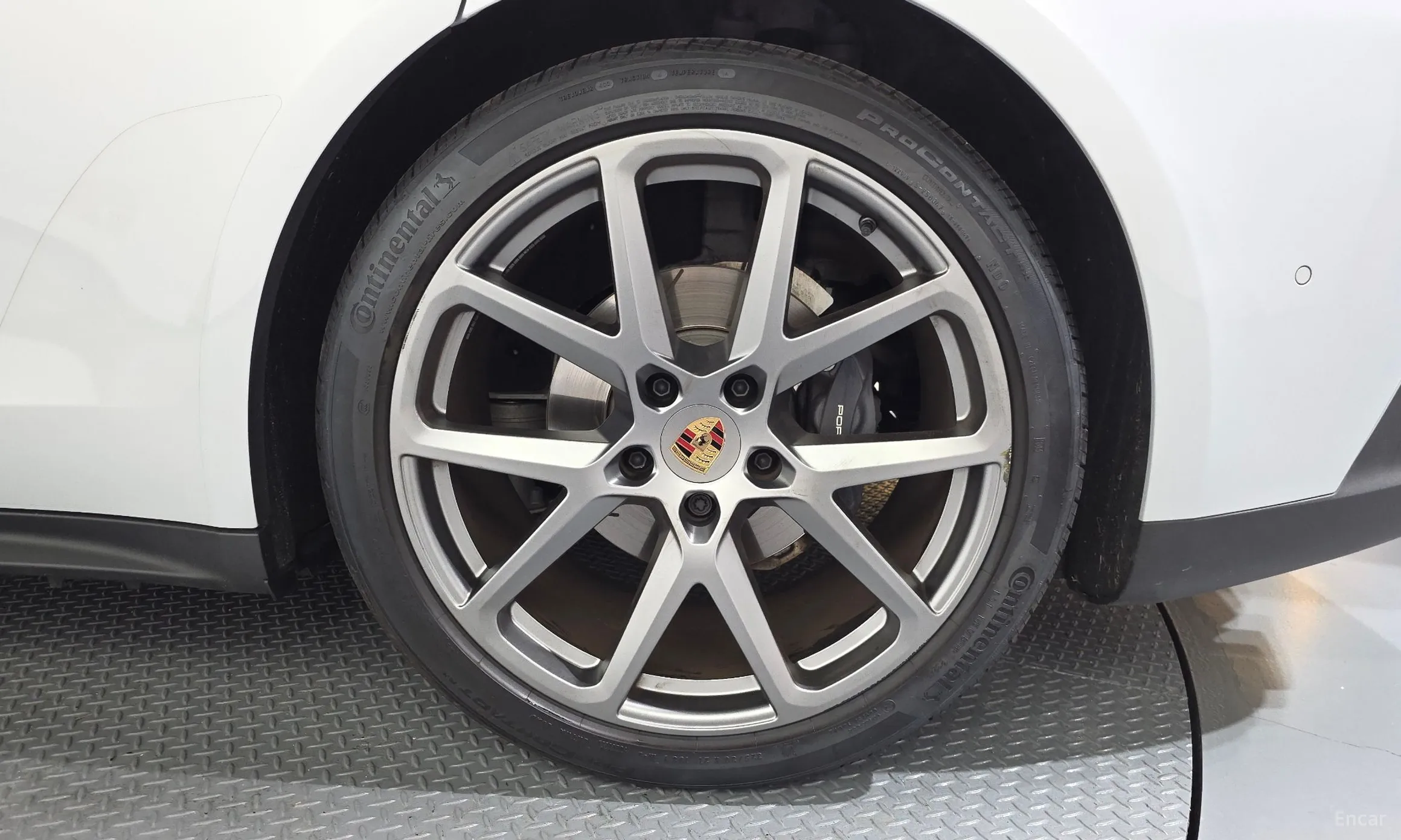 Porsche Panamera (976) превью 5