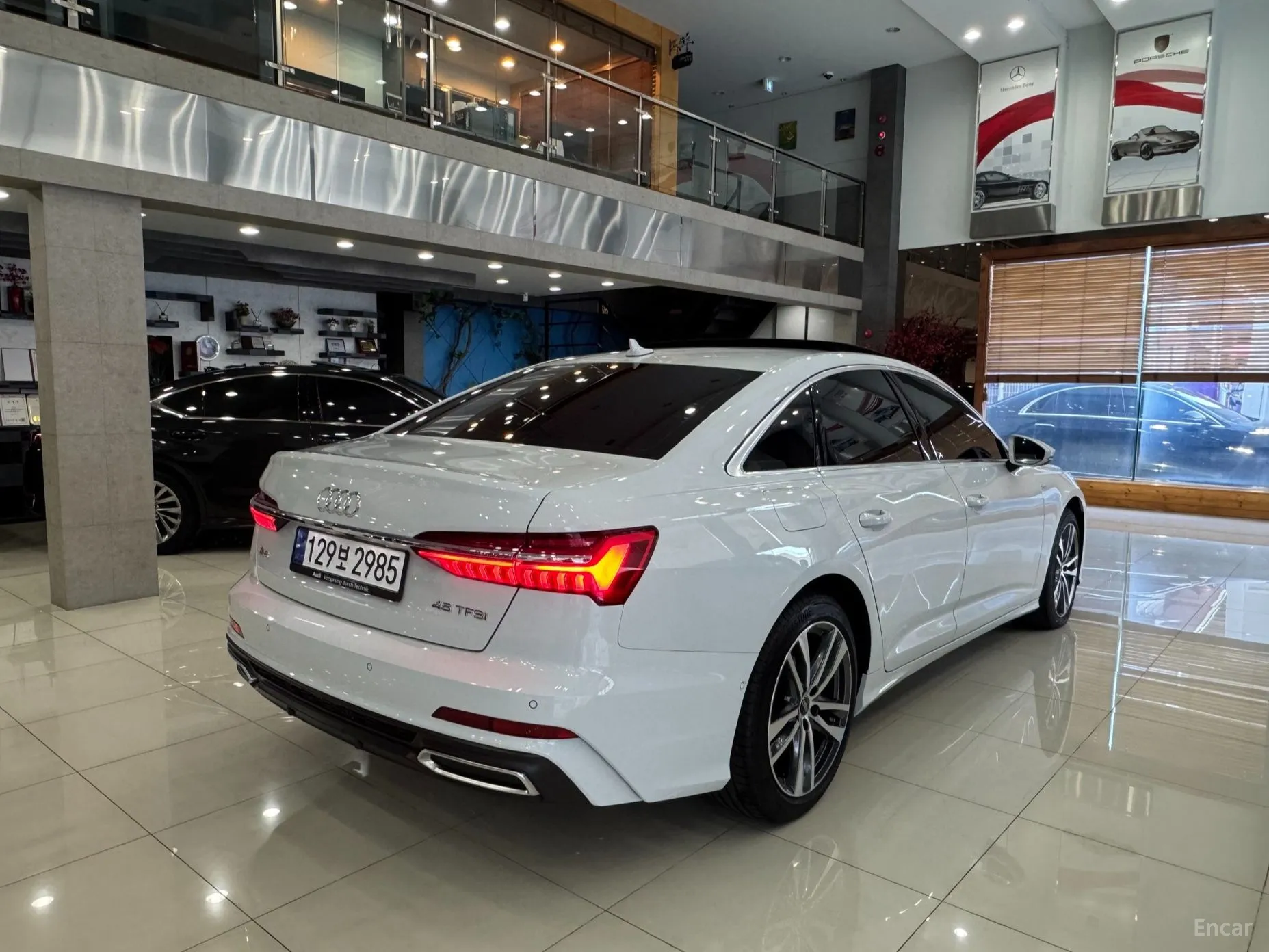 Audi A6 (C8)