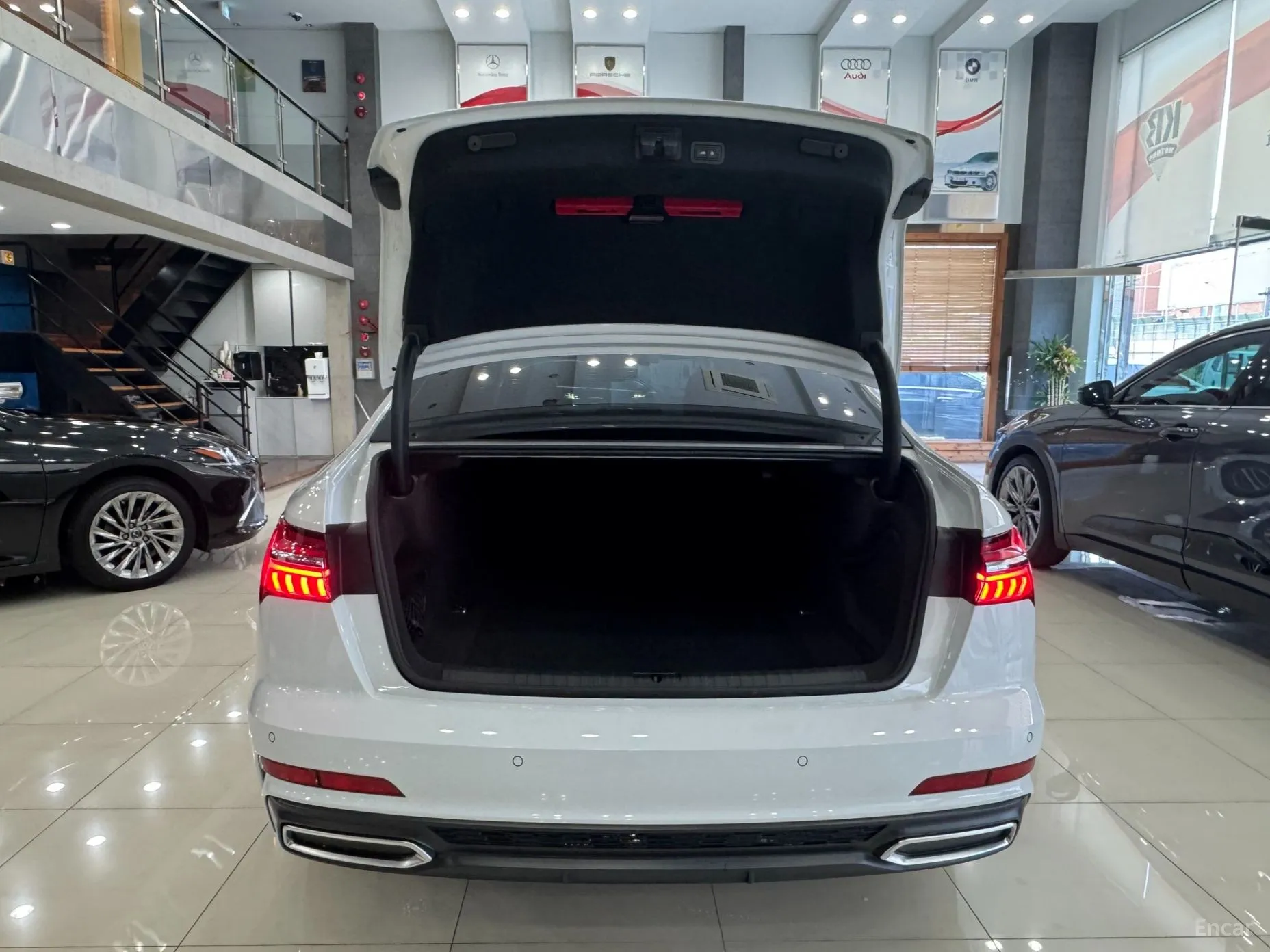 Audi A6 (C8) превью 20