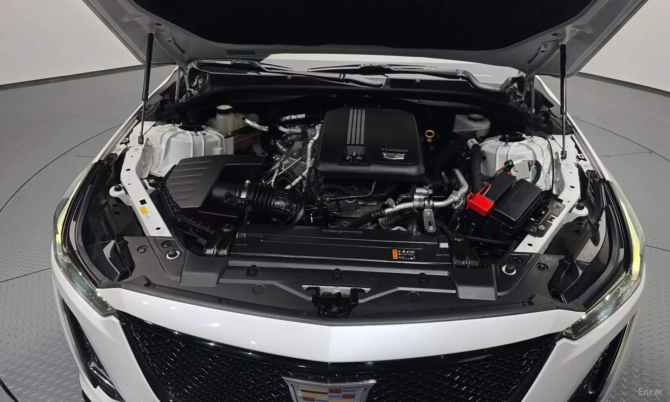 Cadillac CT5 превью 6