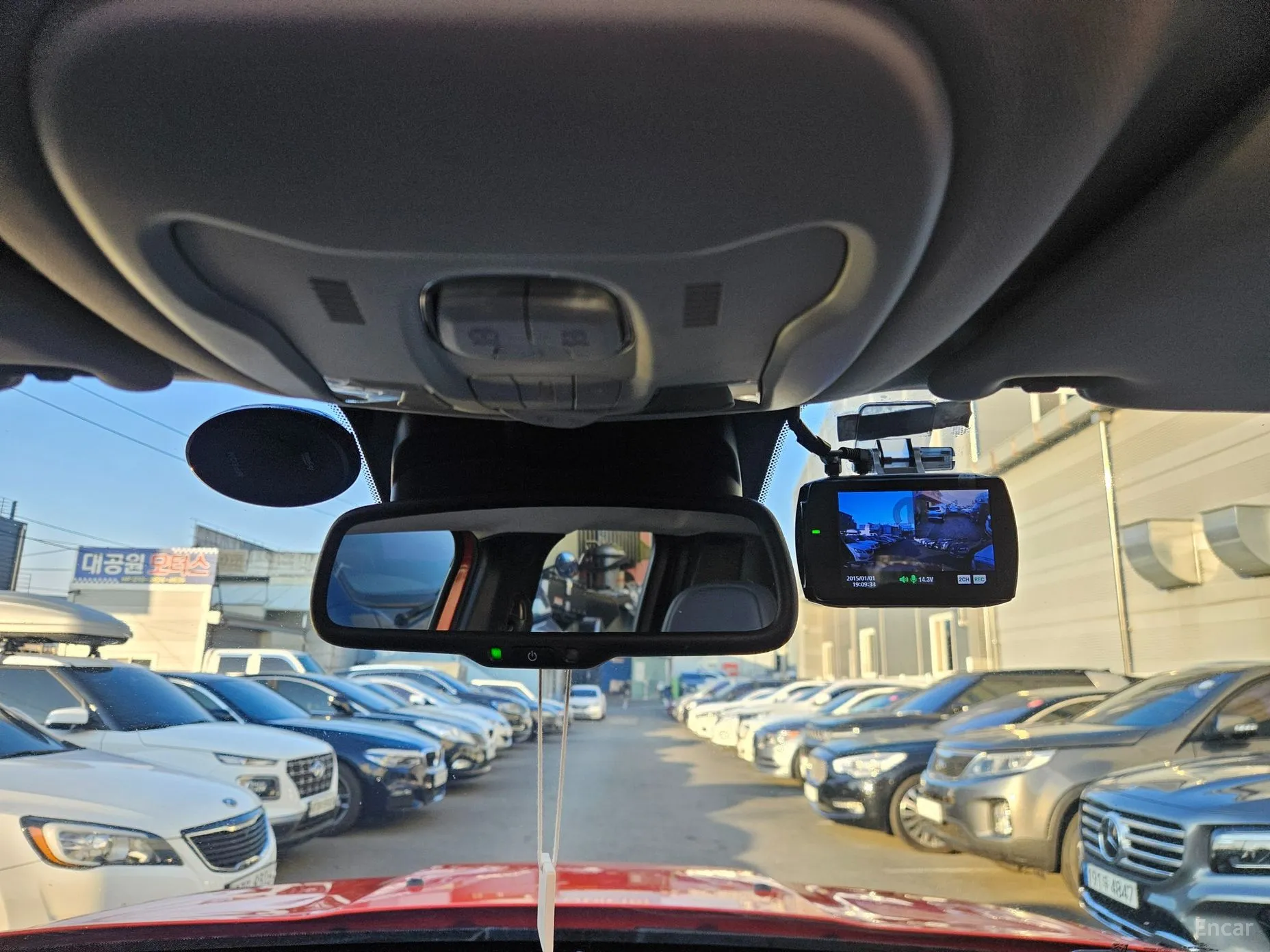 Jeep Renegade превью 18
