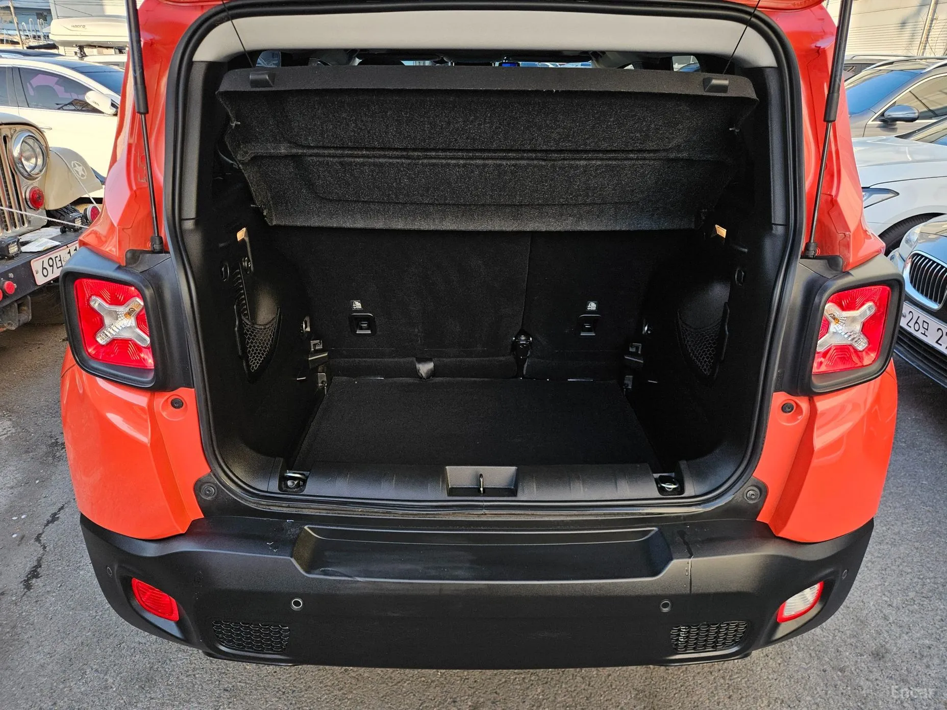 Jeep Renegade превью 20