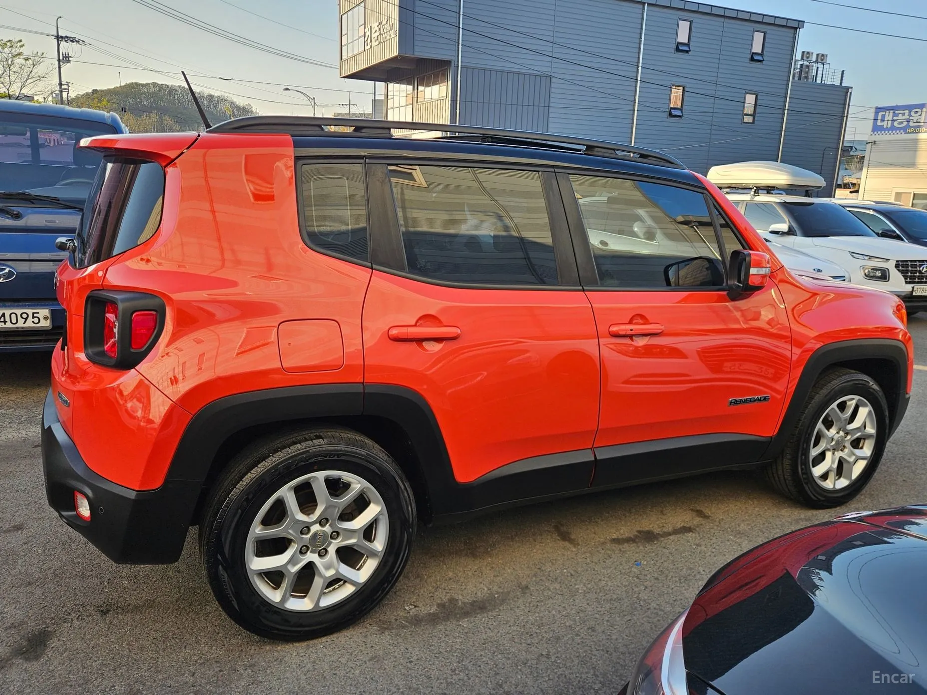 Jeep Renegade превью 5