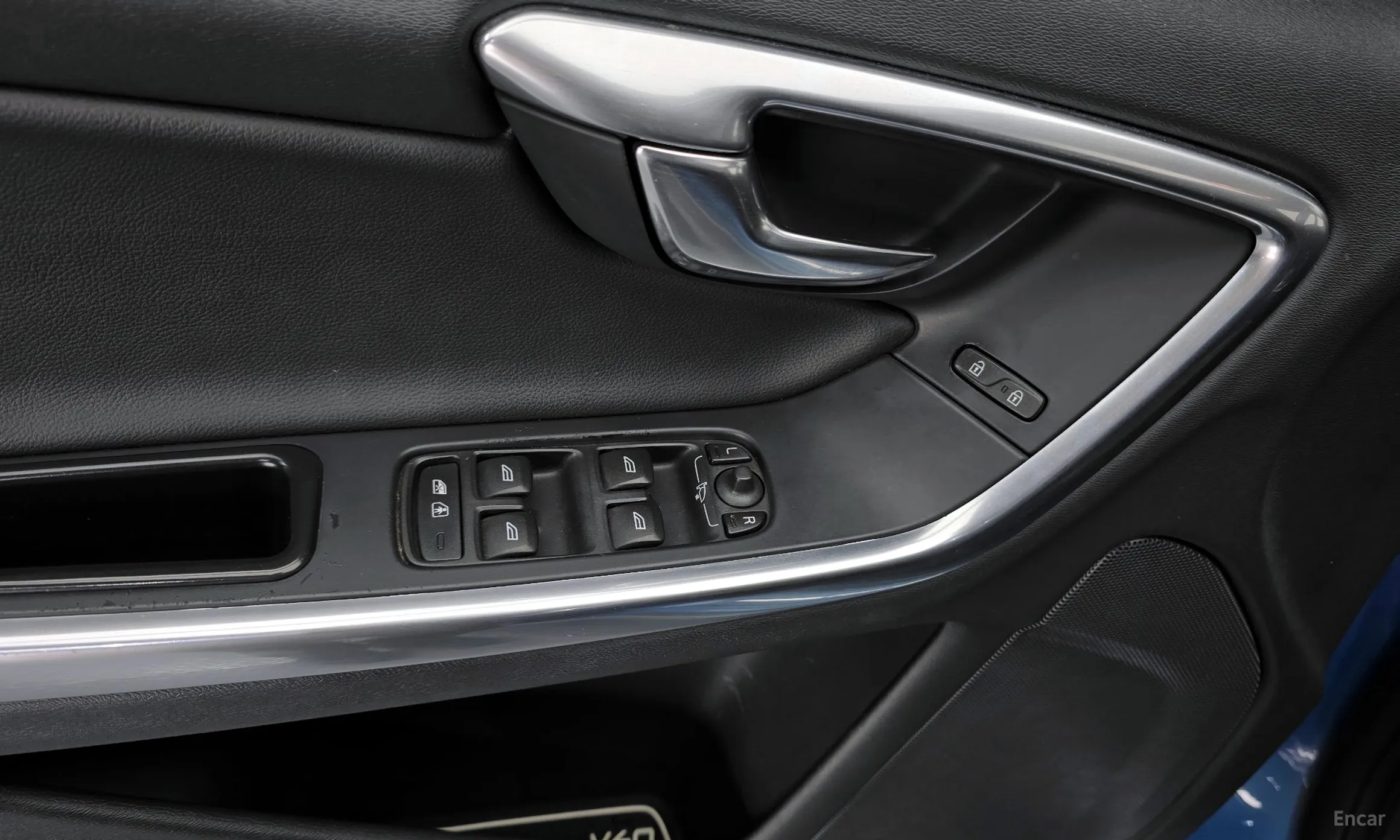 Volvo V60 превью 16