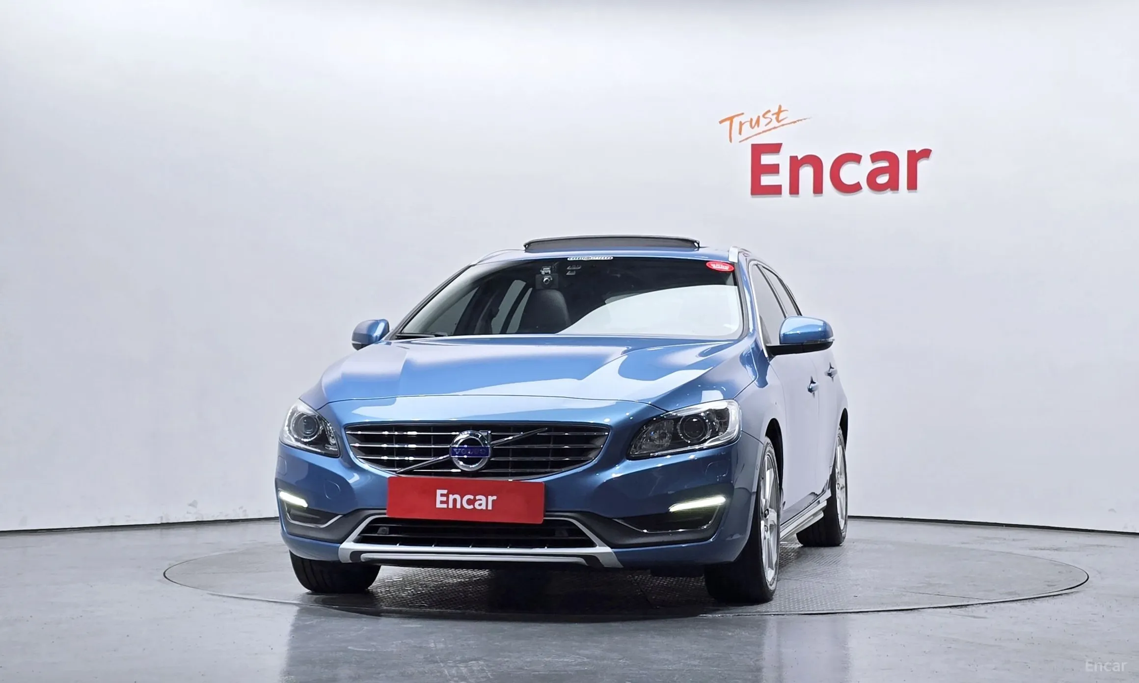 Volvo V60 превью 3