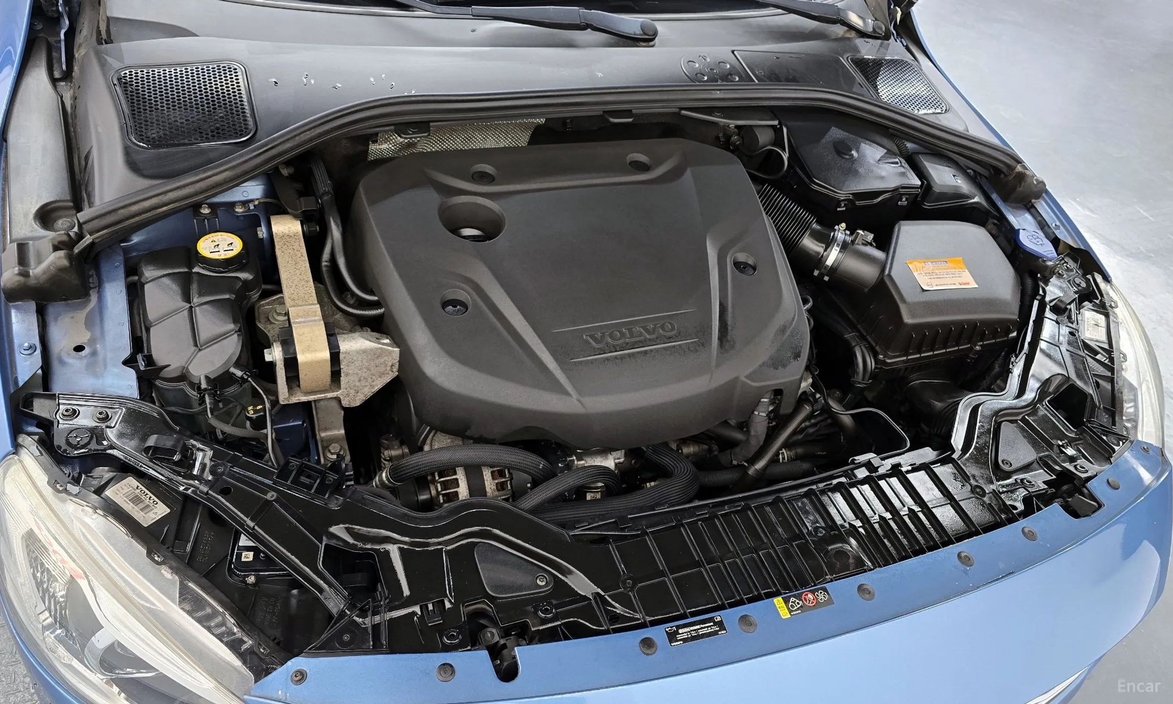 Volvo V60 превью 6