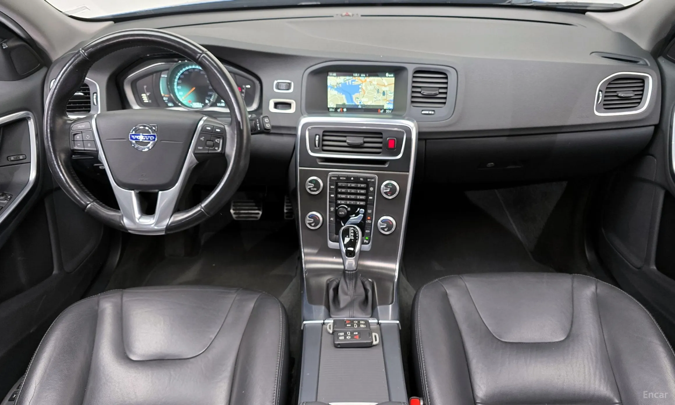 Volvo V60 превью 7