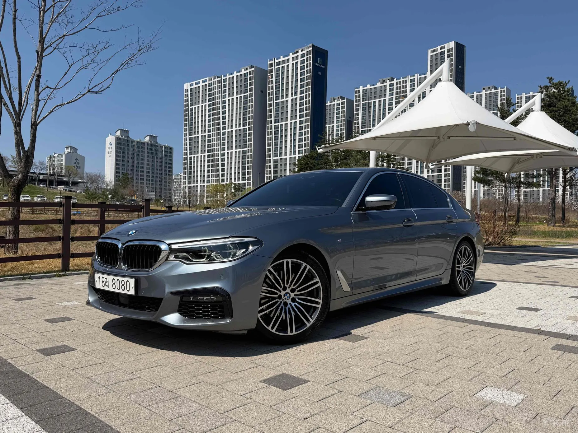 BMW 5 Series (G30)