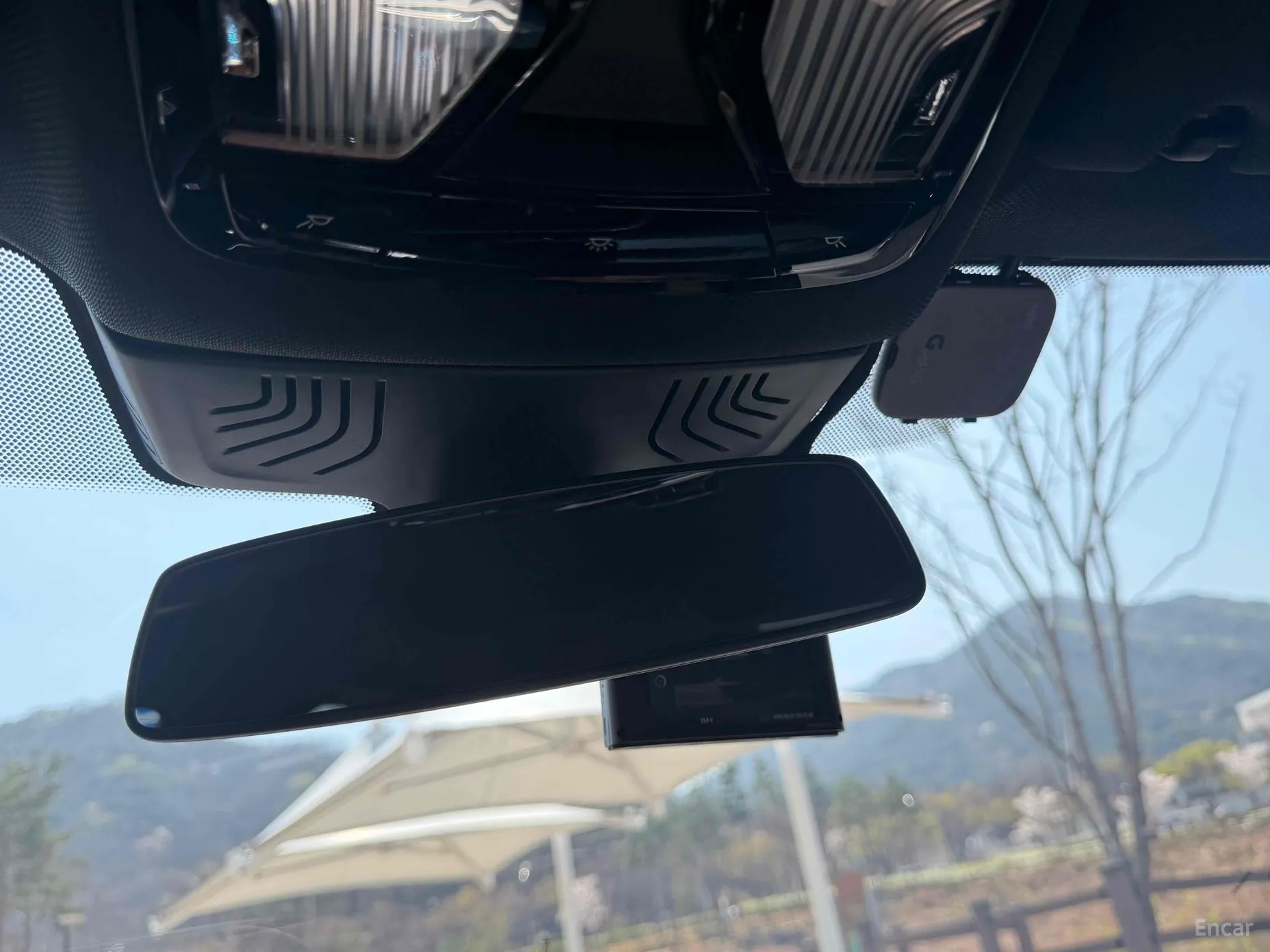 BMW 5 Series (G30) превью 16