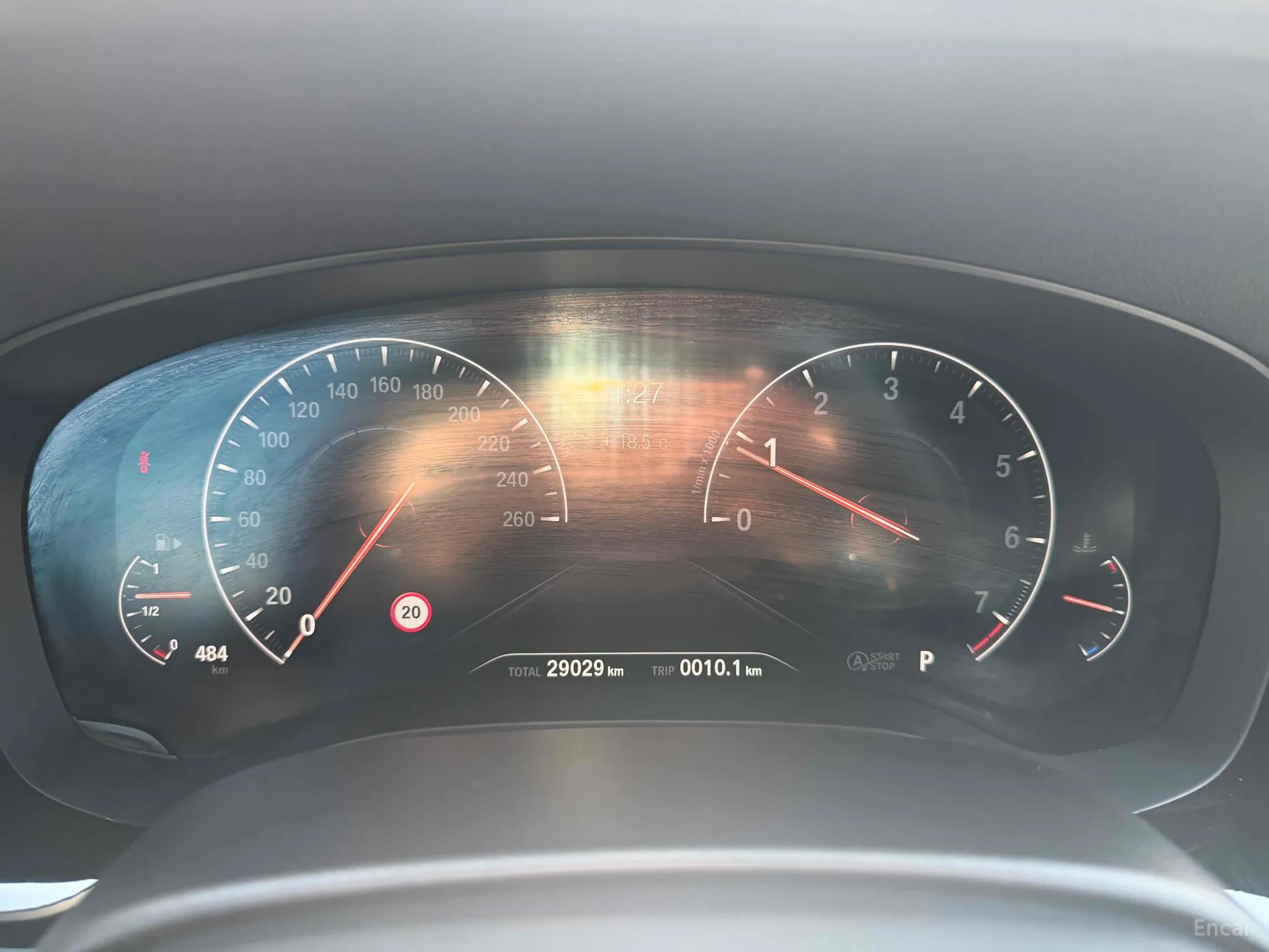 BMW 5 Series (G30) превью 8