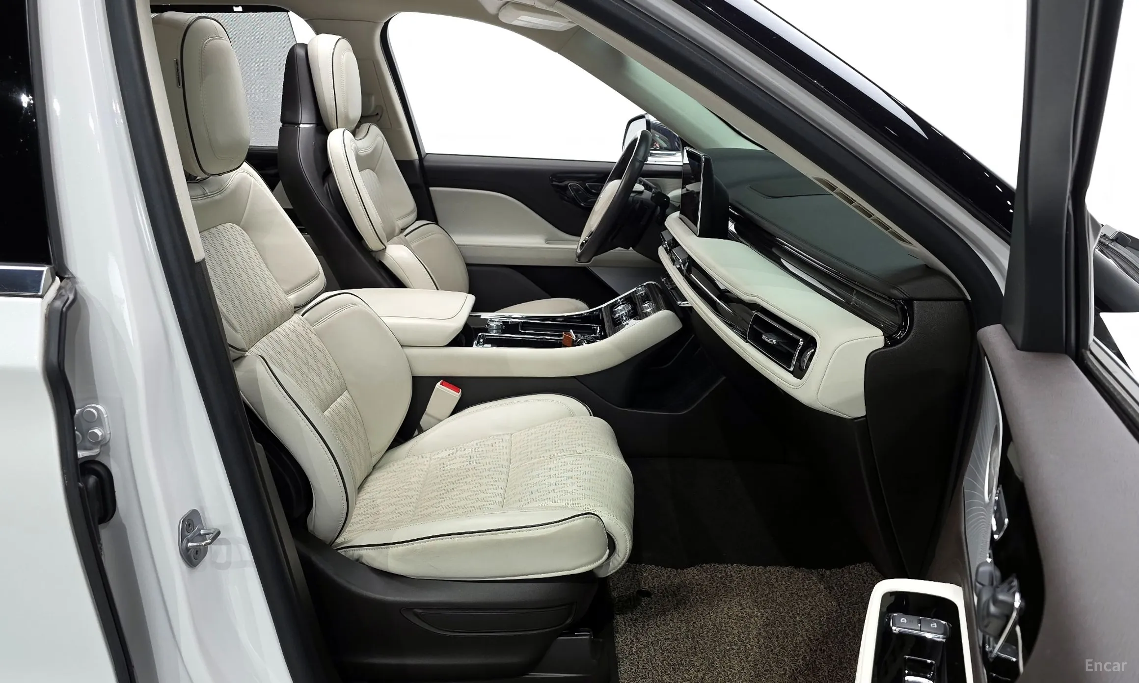 Lincoln Aviator 2nd Generation превью 10