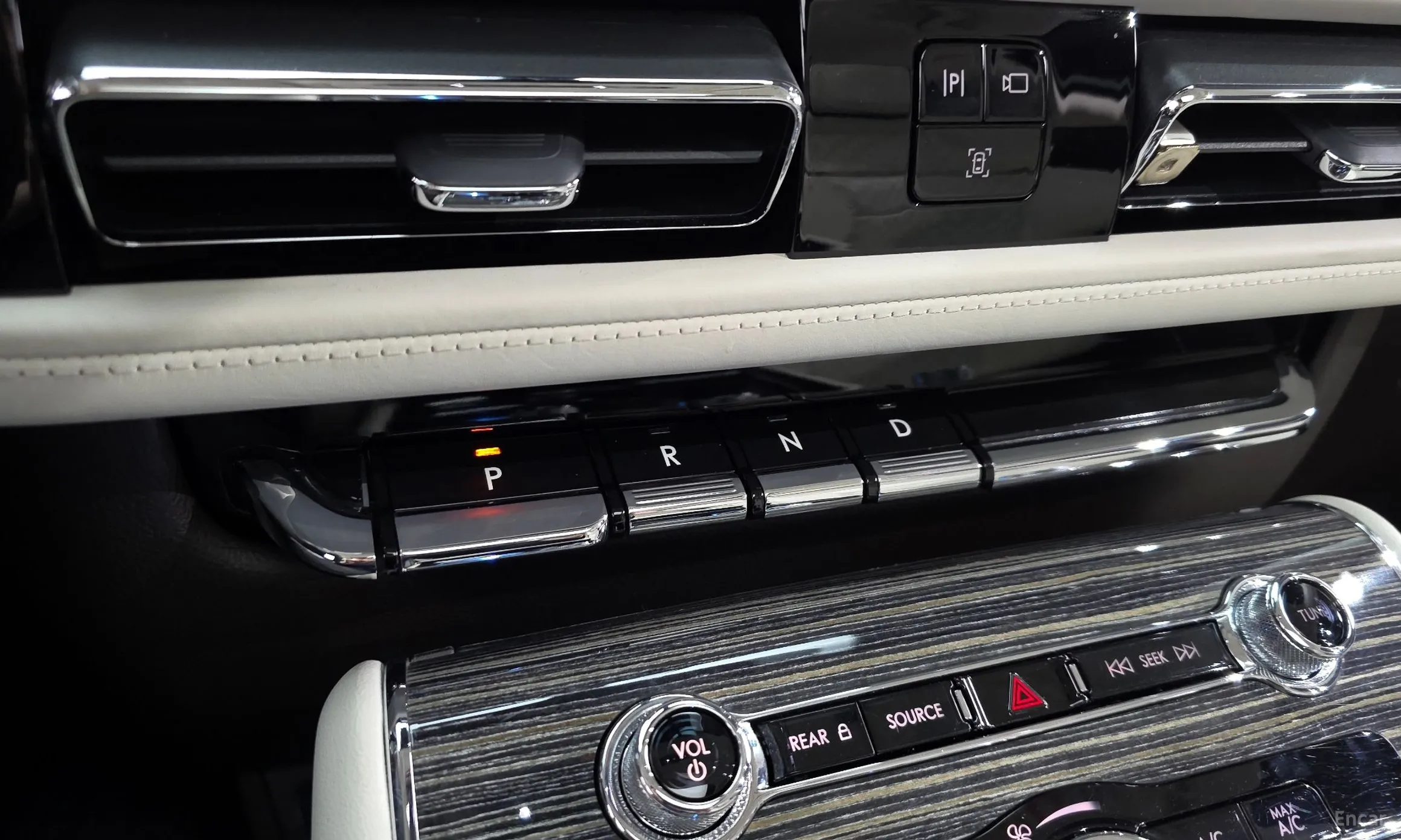 Lincoln Aviator 2nd Generation превью 9