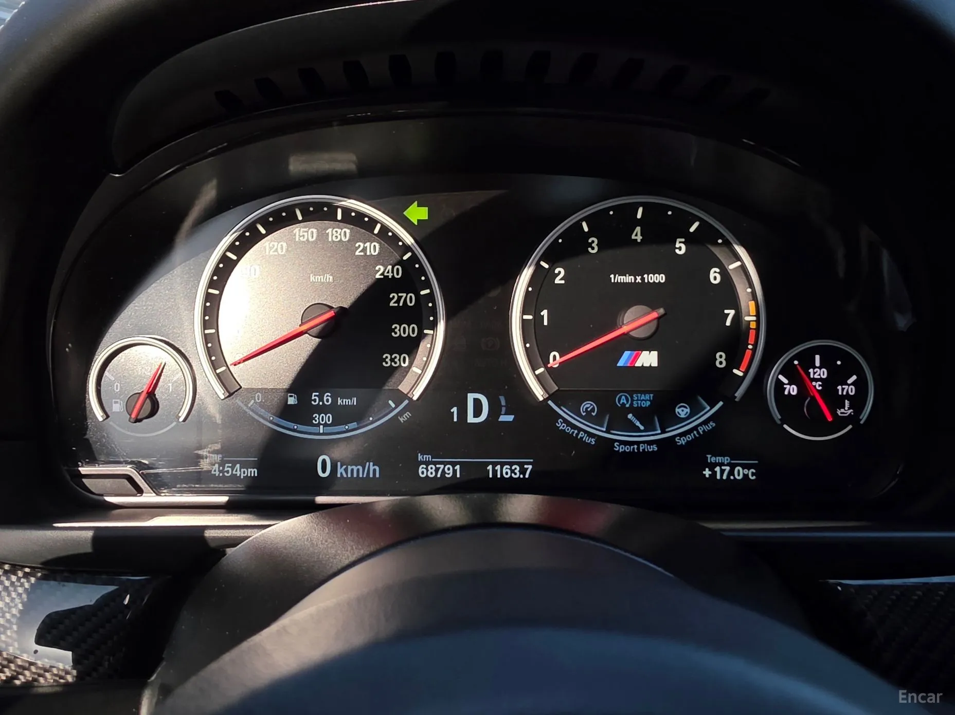 BMW M5 (F10) превью 12