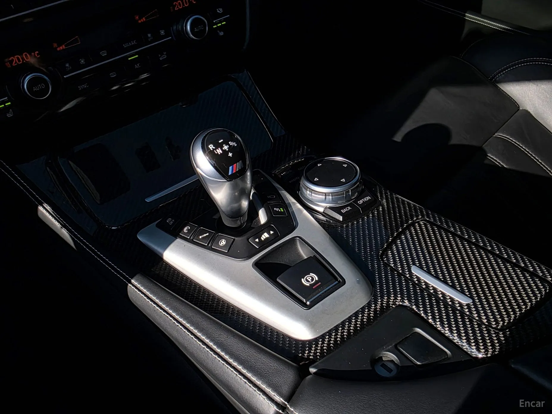 BMW M5 (F10) превью 16
