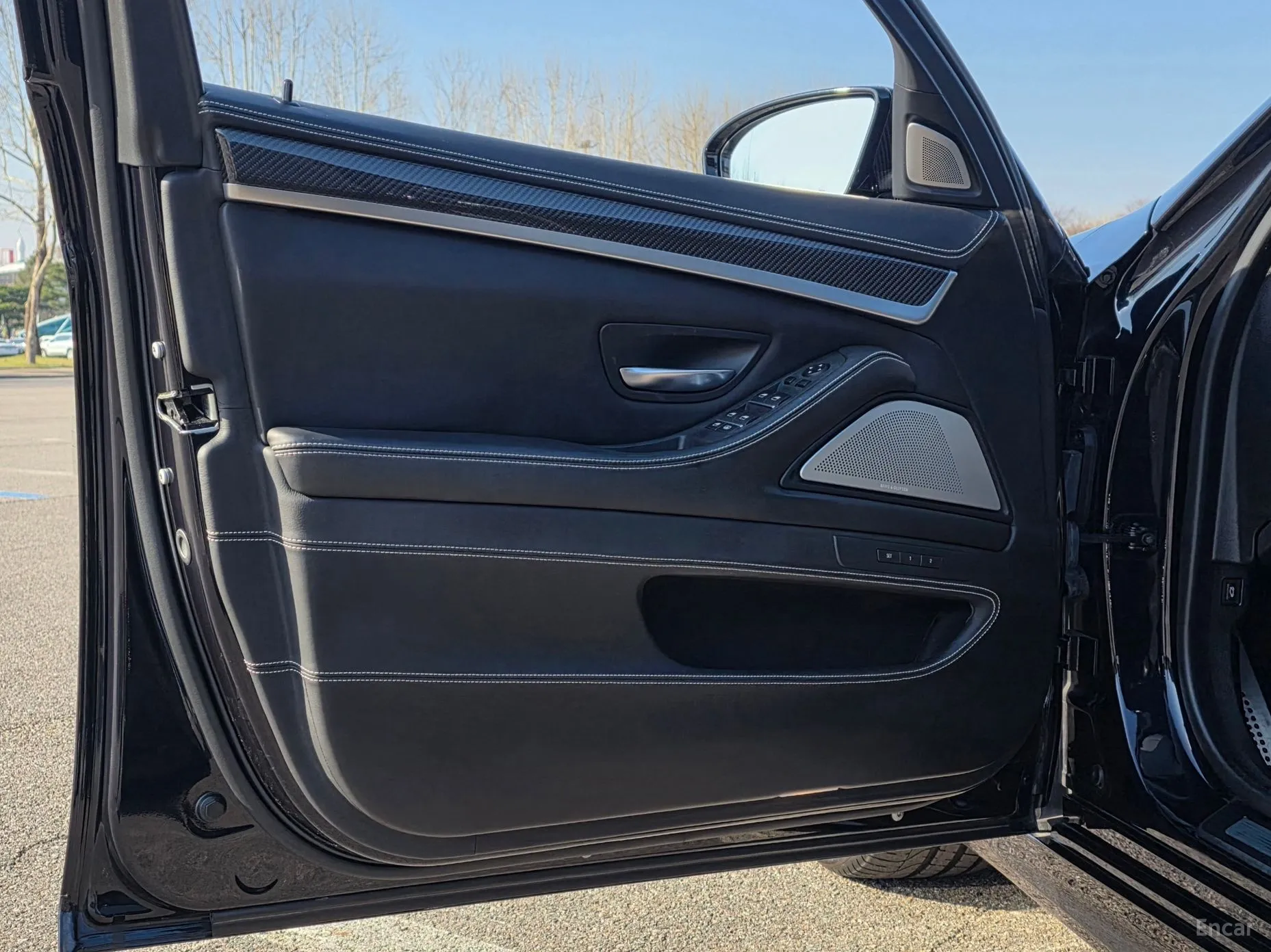 BMW M5 (F10) превью 7
