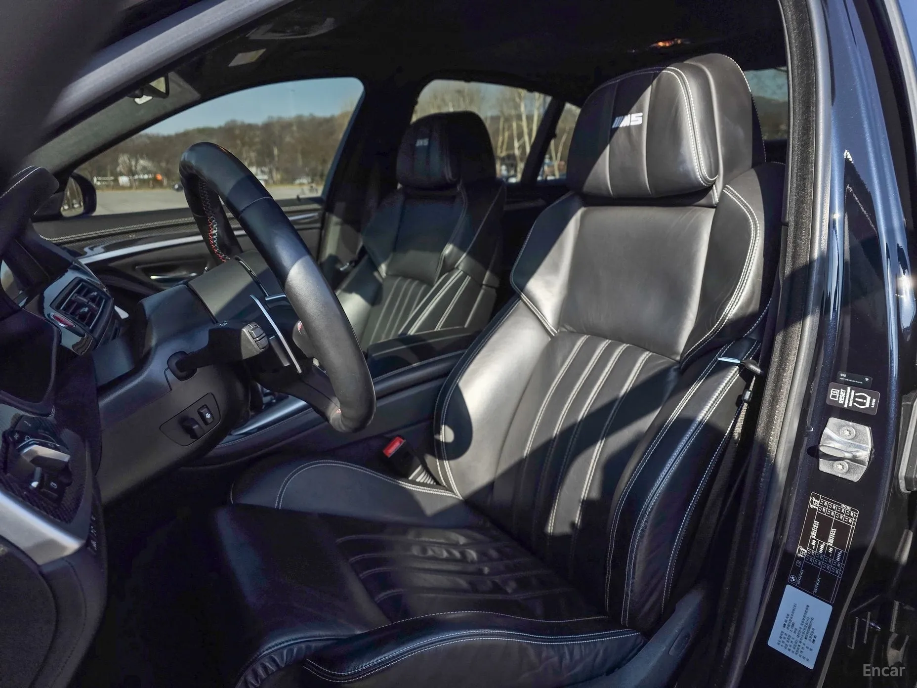 BMW M5 (F10) превью 9
