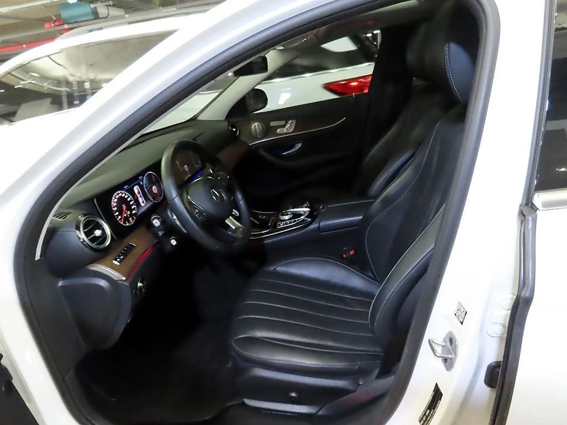 Mercedes Benz E-Class W213 превью 7