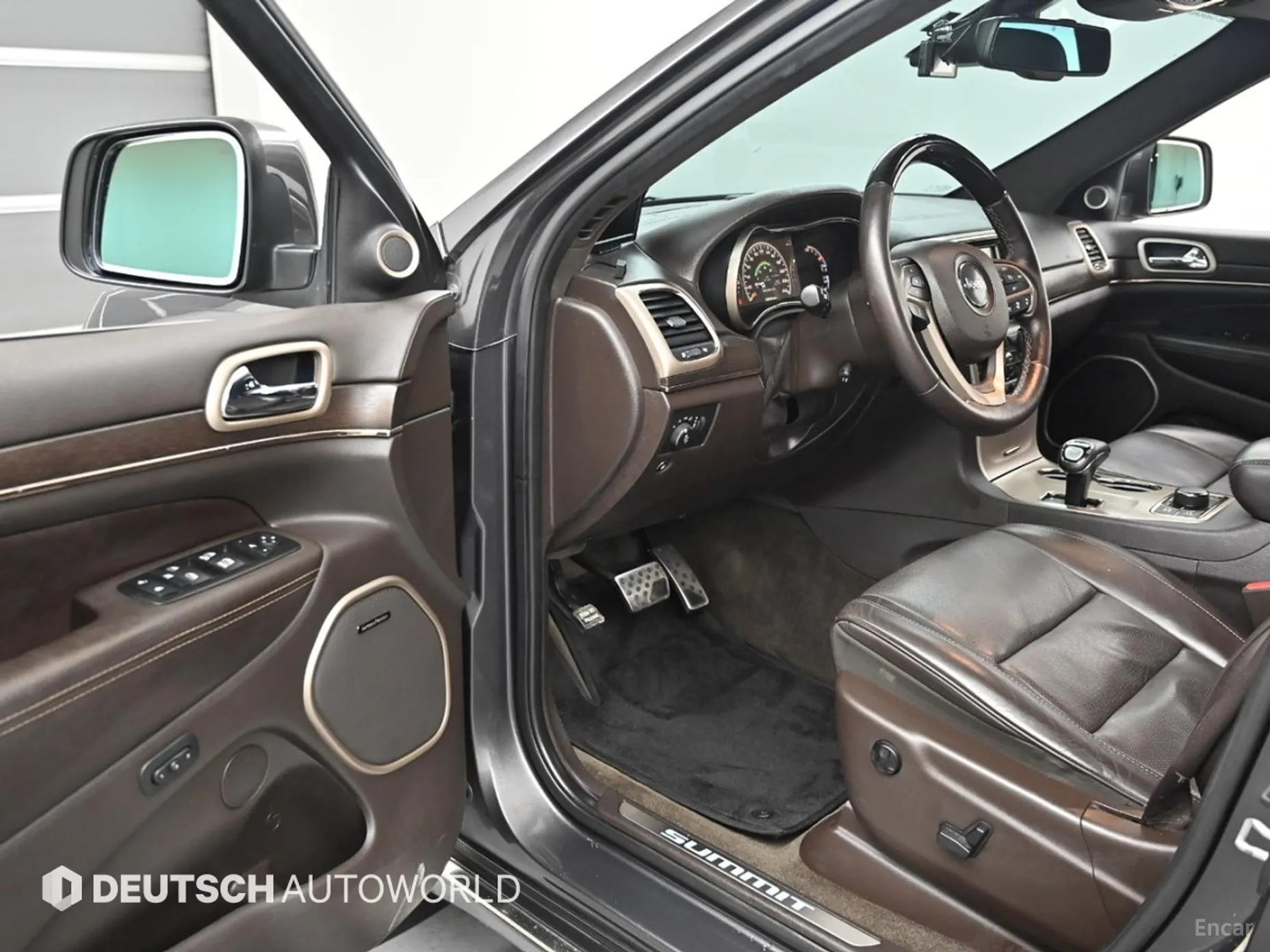 Jeep Grand Cherokee превью 11