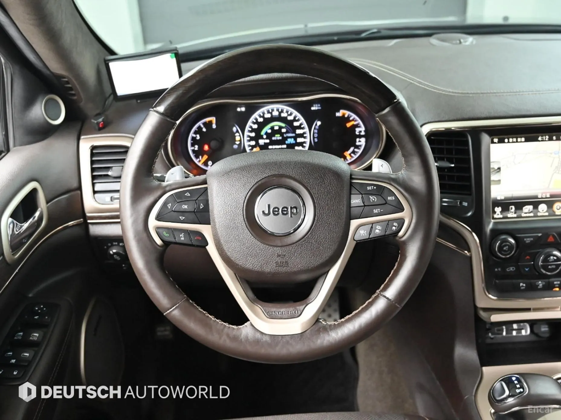 Jeep Grand Cherokee превью 13