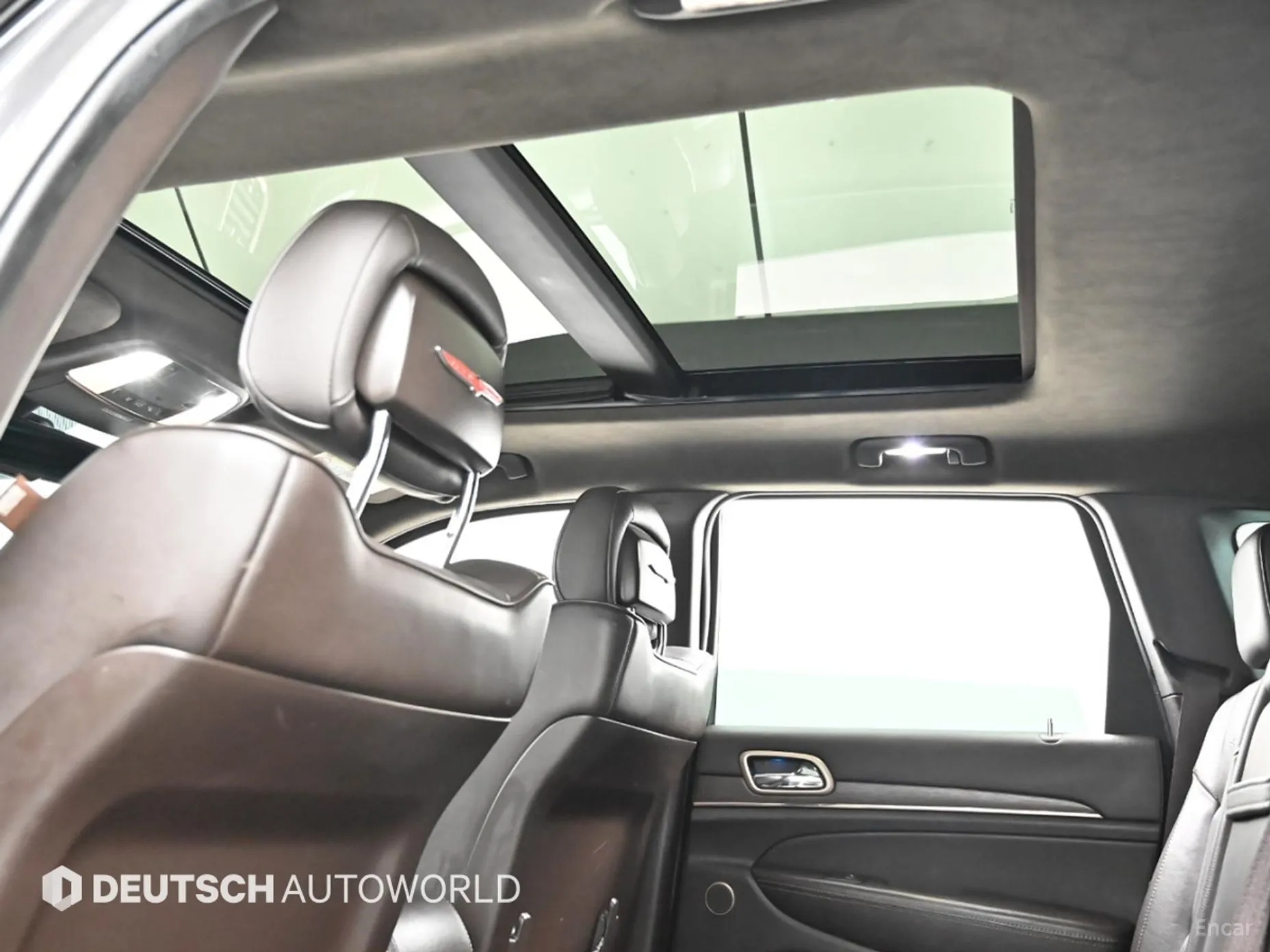 Jeep Grand Cherokee превью 18