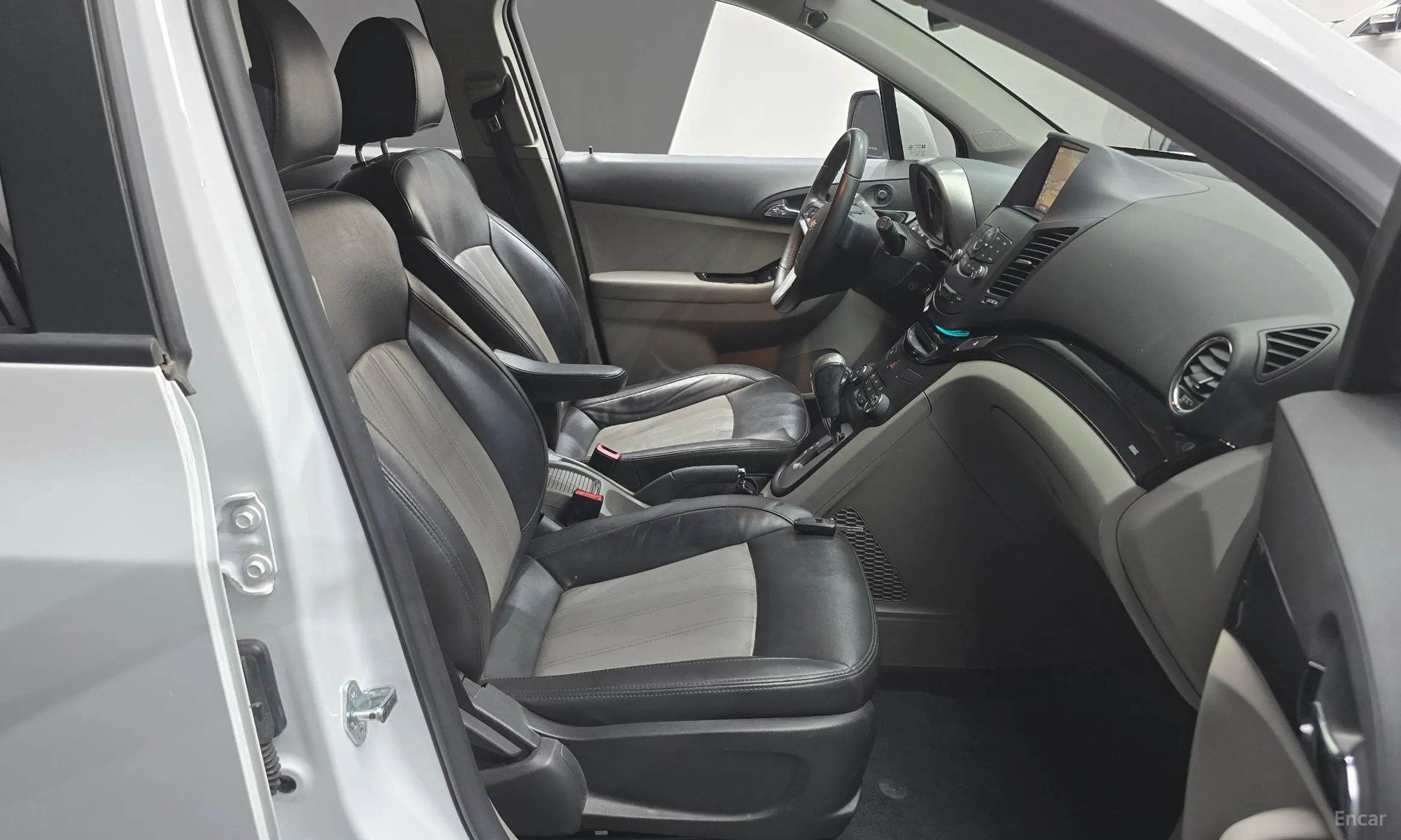 Chevrolet (GM Daewoo) Orlando превью 10