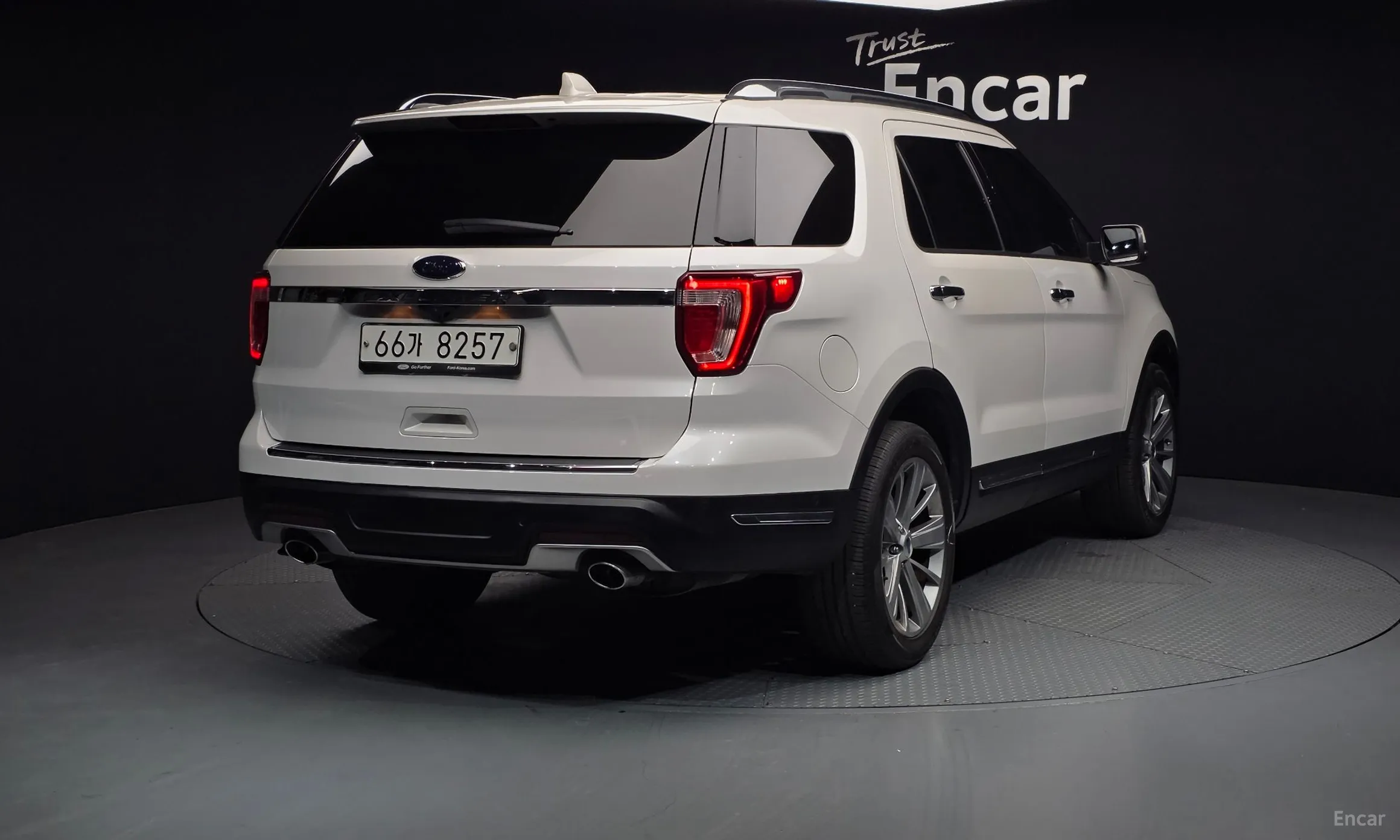 Ford Explorer превью 2