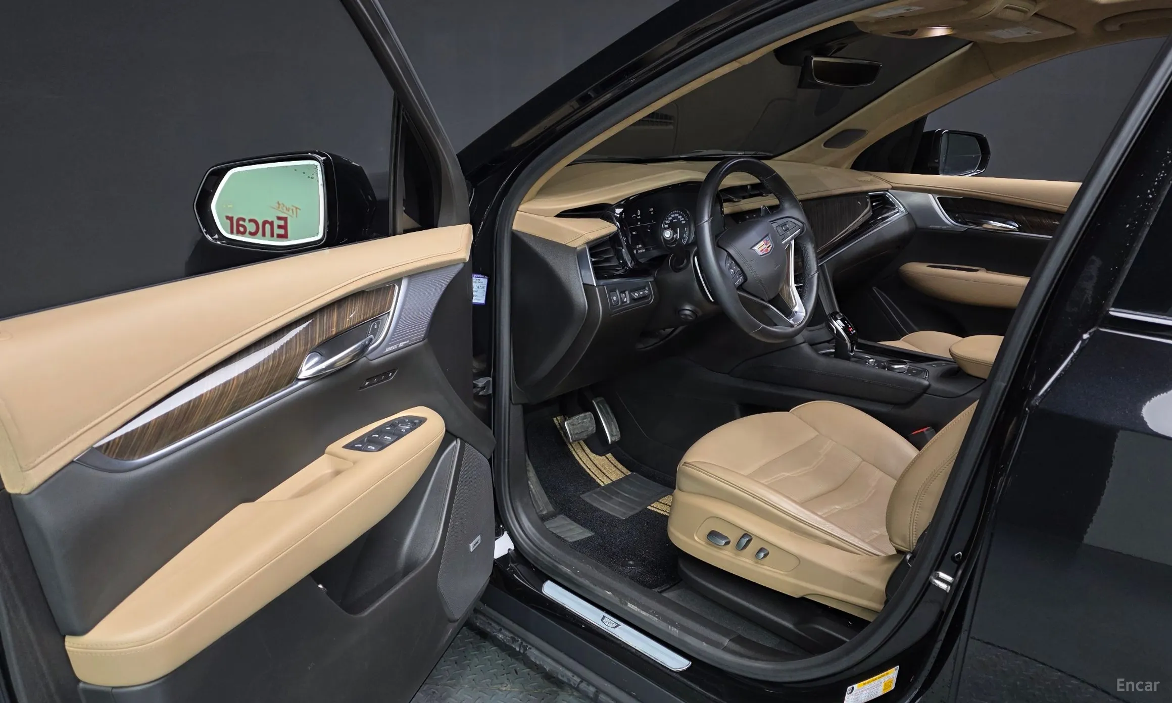 Cadillac XT6 превью 10