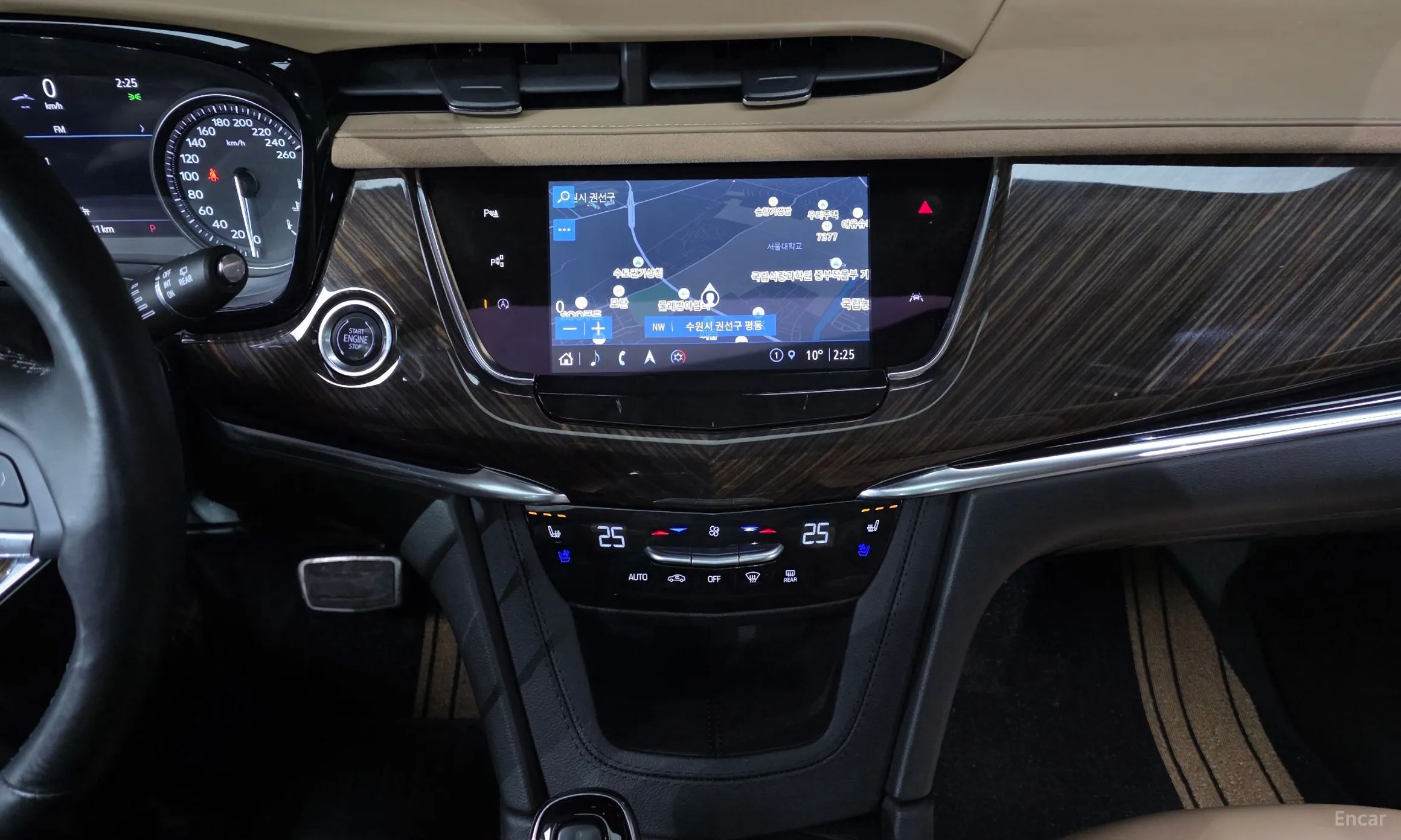Cadillac XT6 превью 16