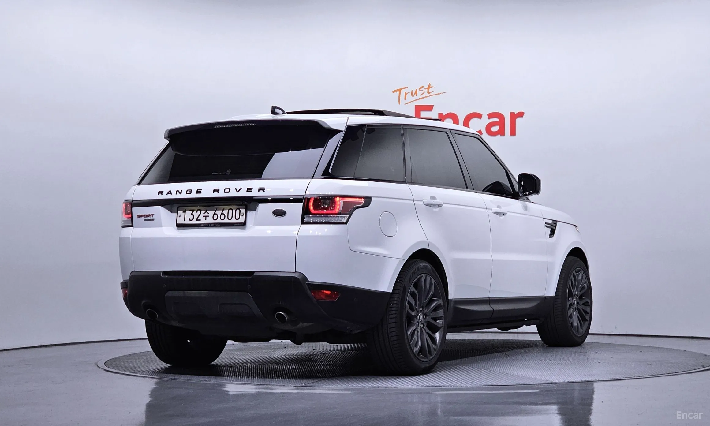 Land Rover Range Rover Sport 2nd Generation