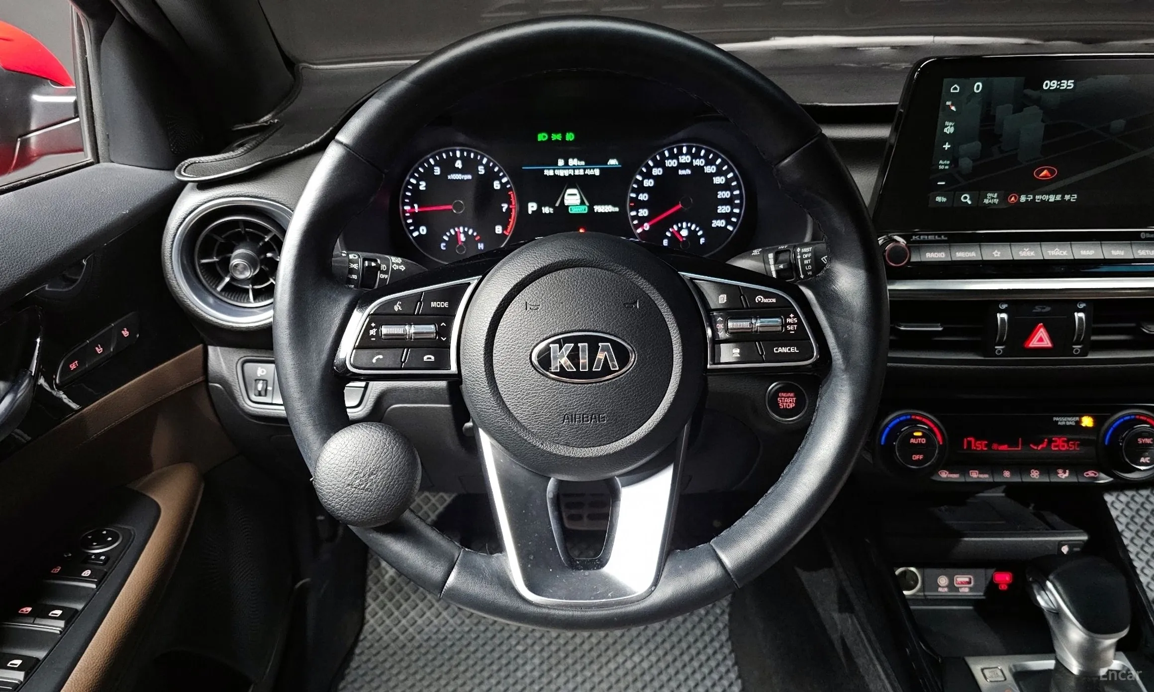 Kia K3 превью 13