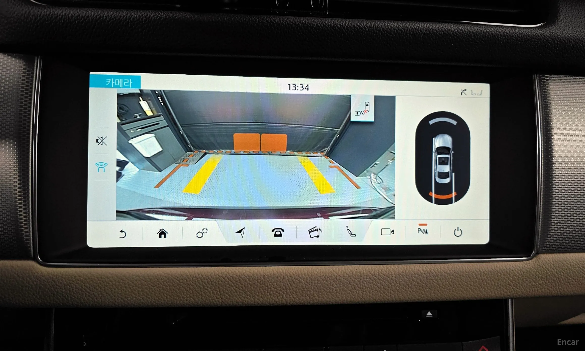 Jaguar XF (x260) превью 16