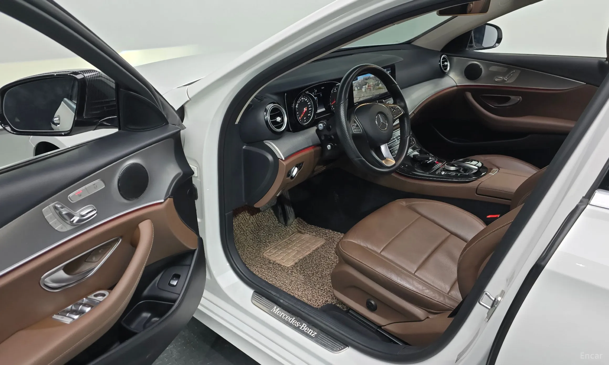 Mercedes Benz E-Class W213 превью 10