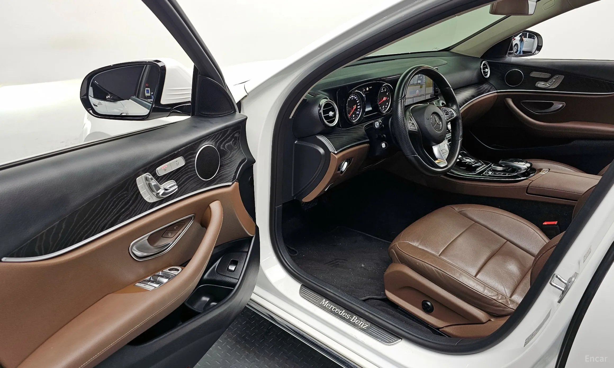 Mercedes Benz E-Class W213 превью 10