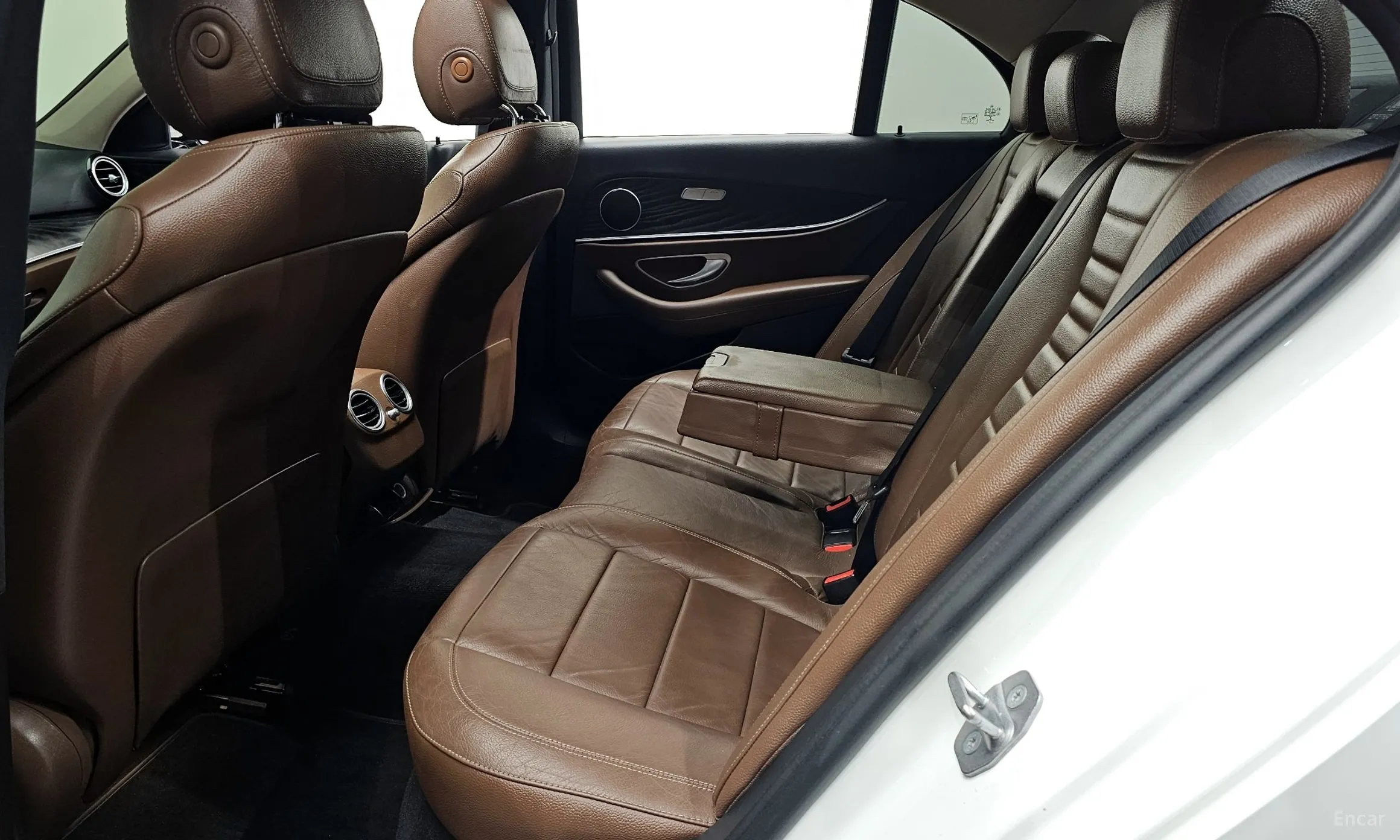 Mercedes Benz E-Class W213 превью 11